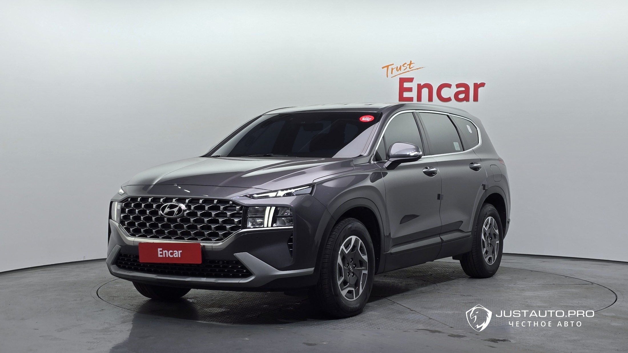 Автомобиль Hyundai Santafe