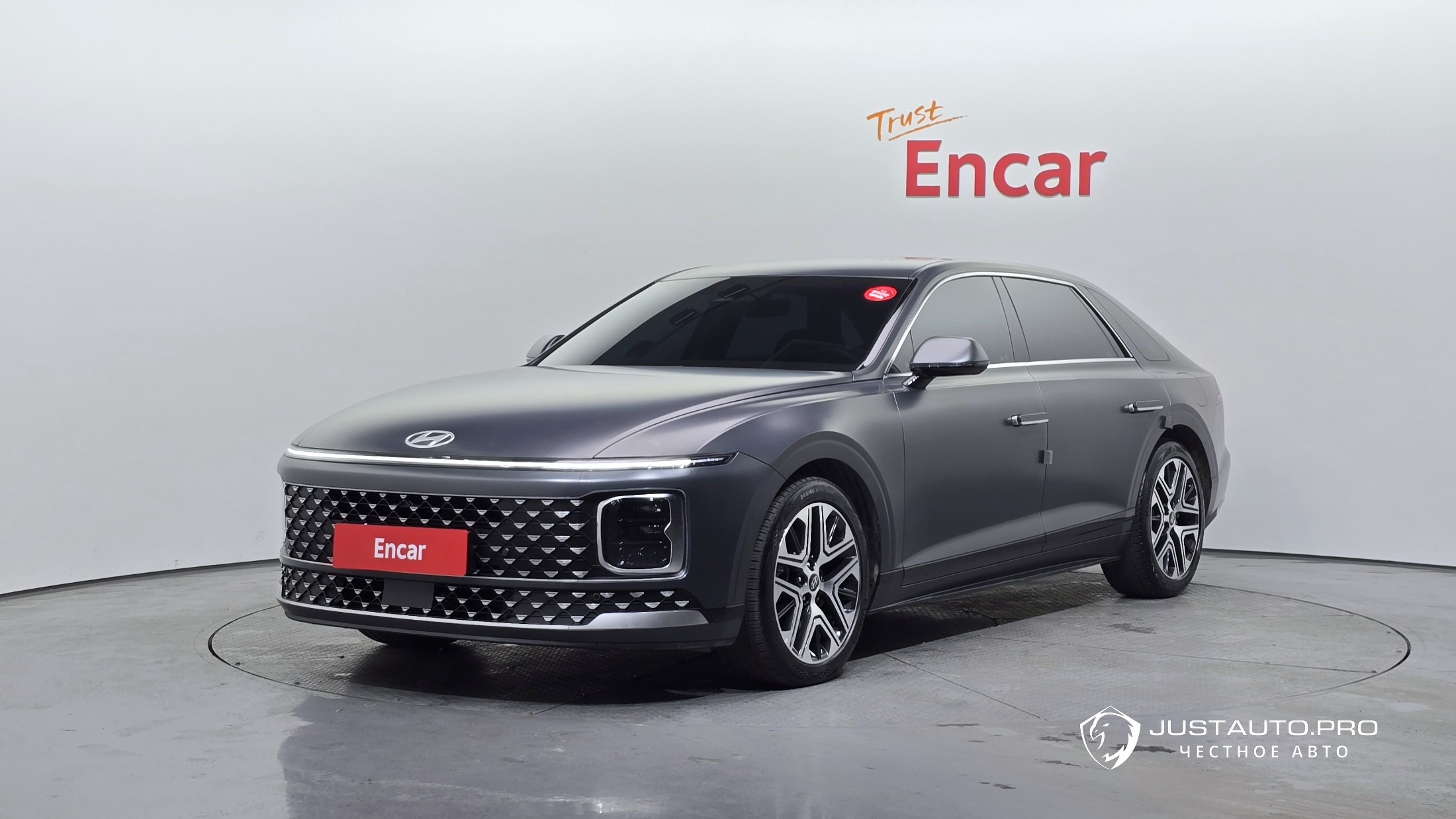 Автомобиль Hyundai Grandeur