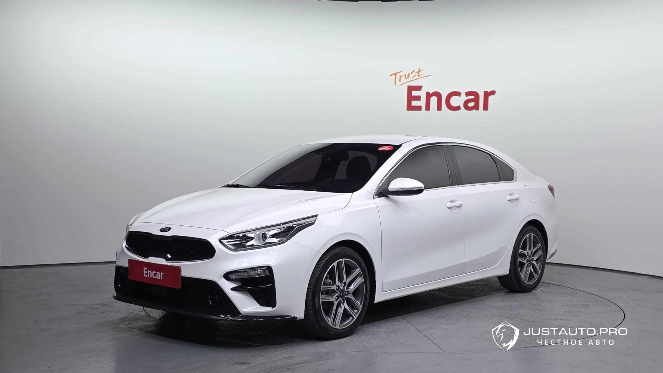 Автомобиль Kia K3