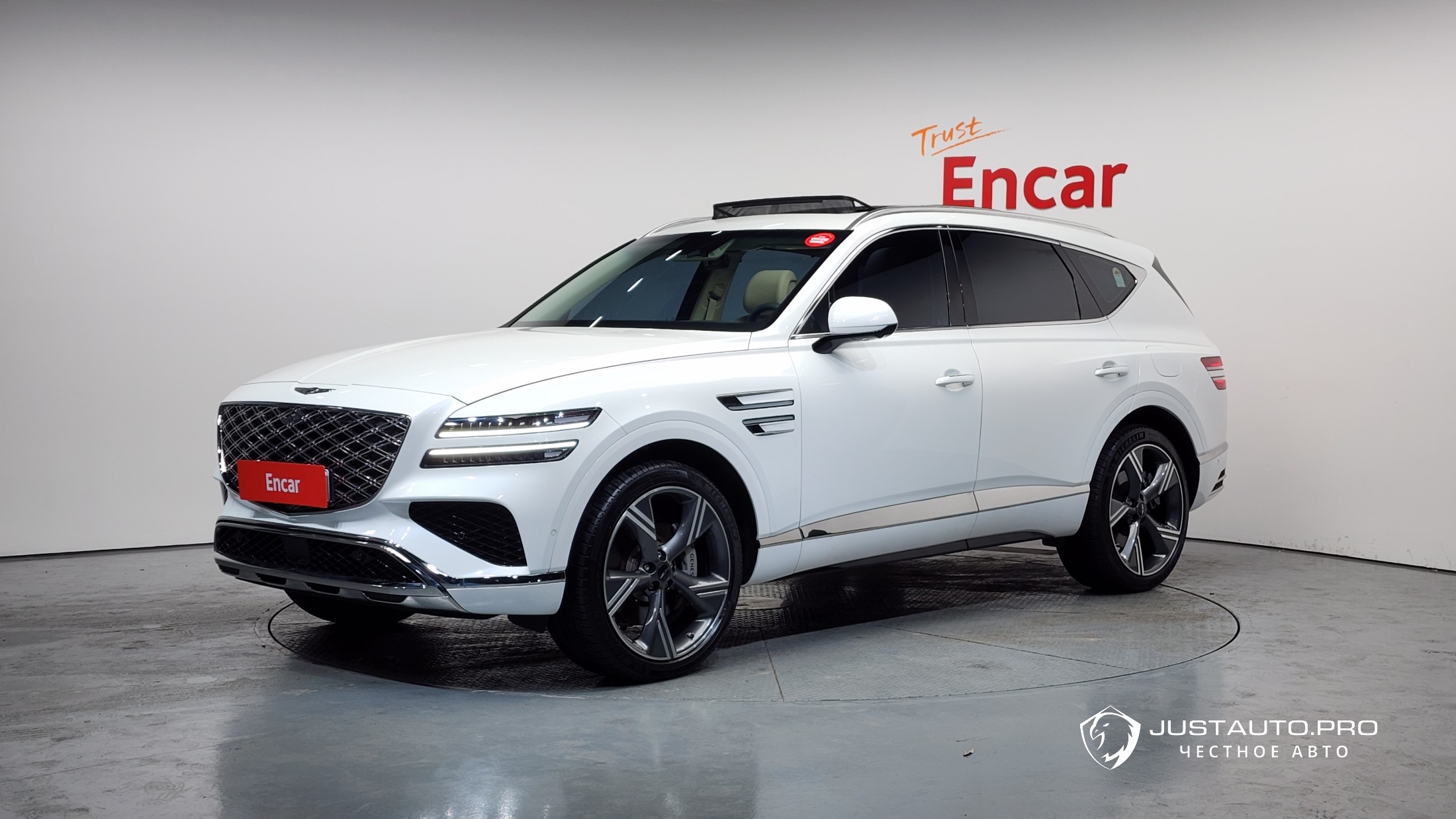 Автомобиль Genesis GV80