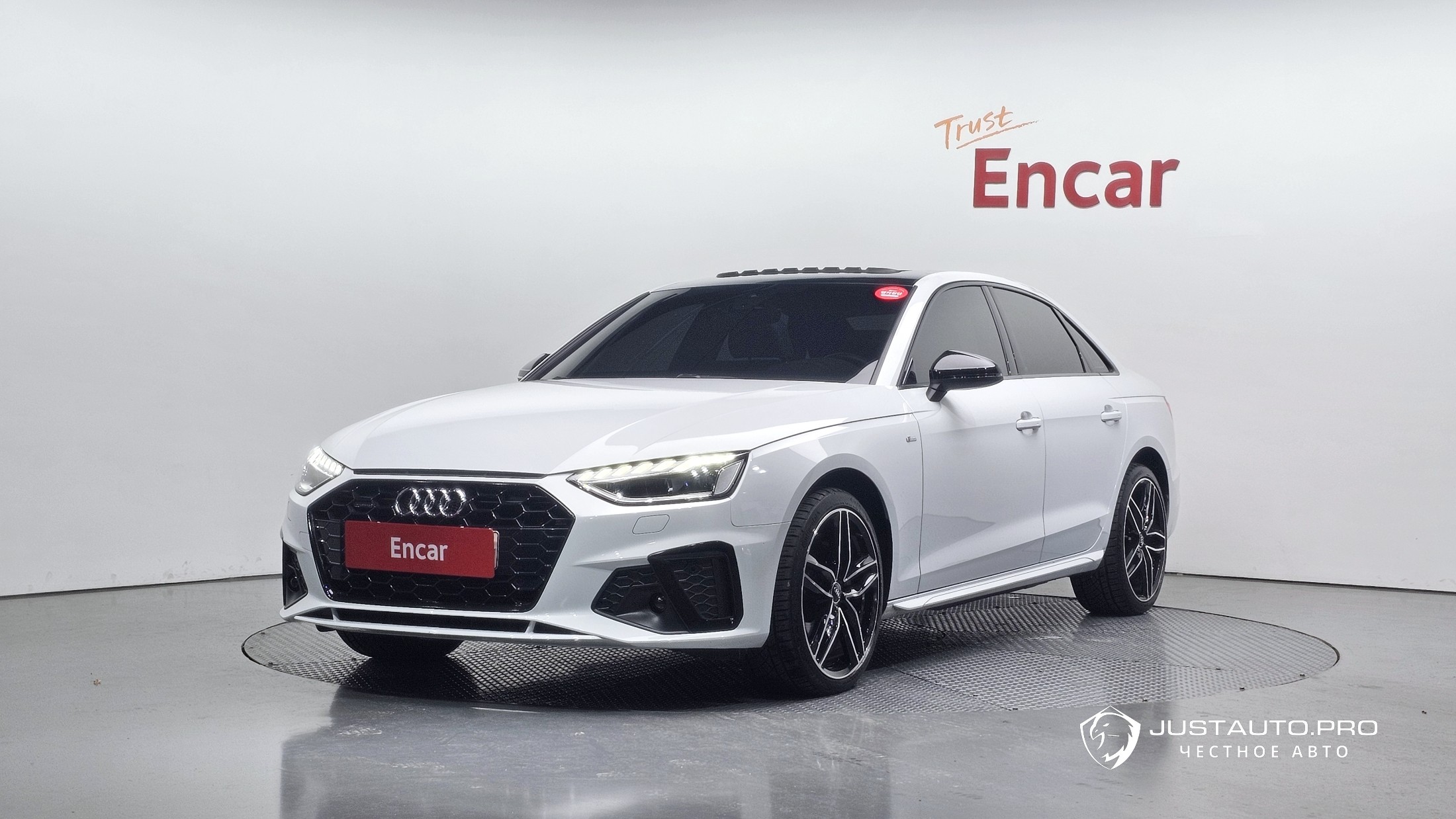 Автомобиль Audi A4