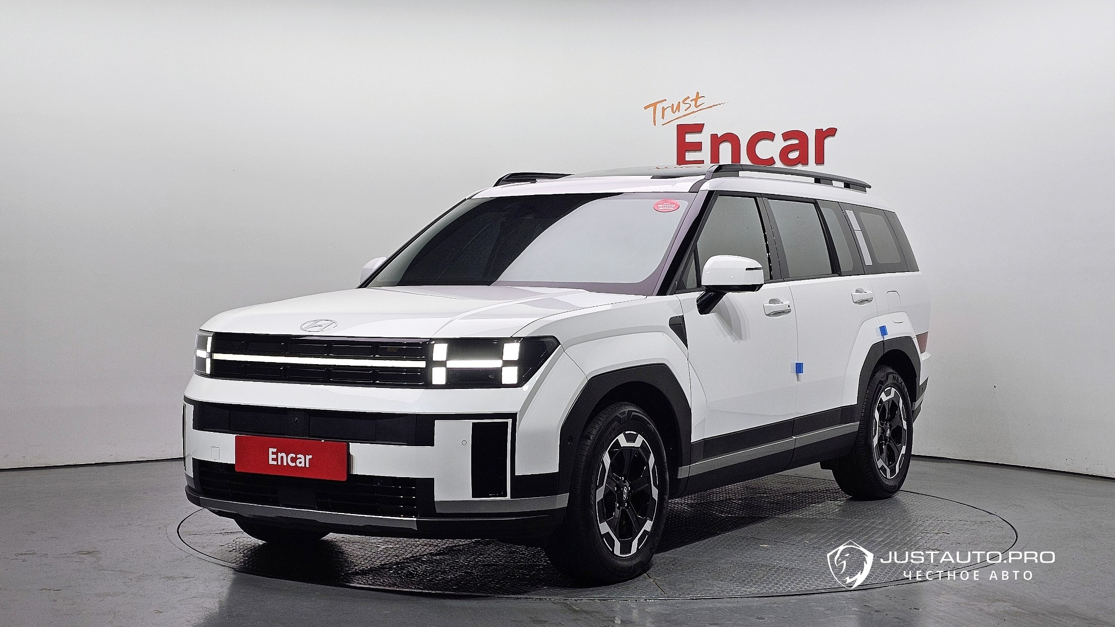 Автомобиль Hyundai Santafe