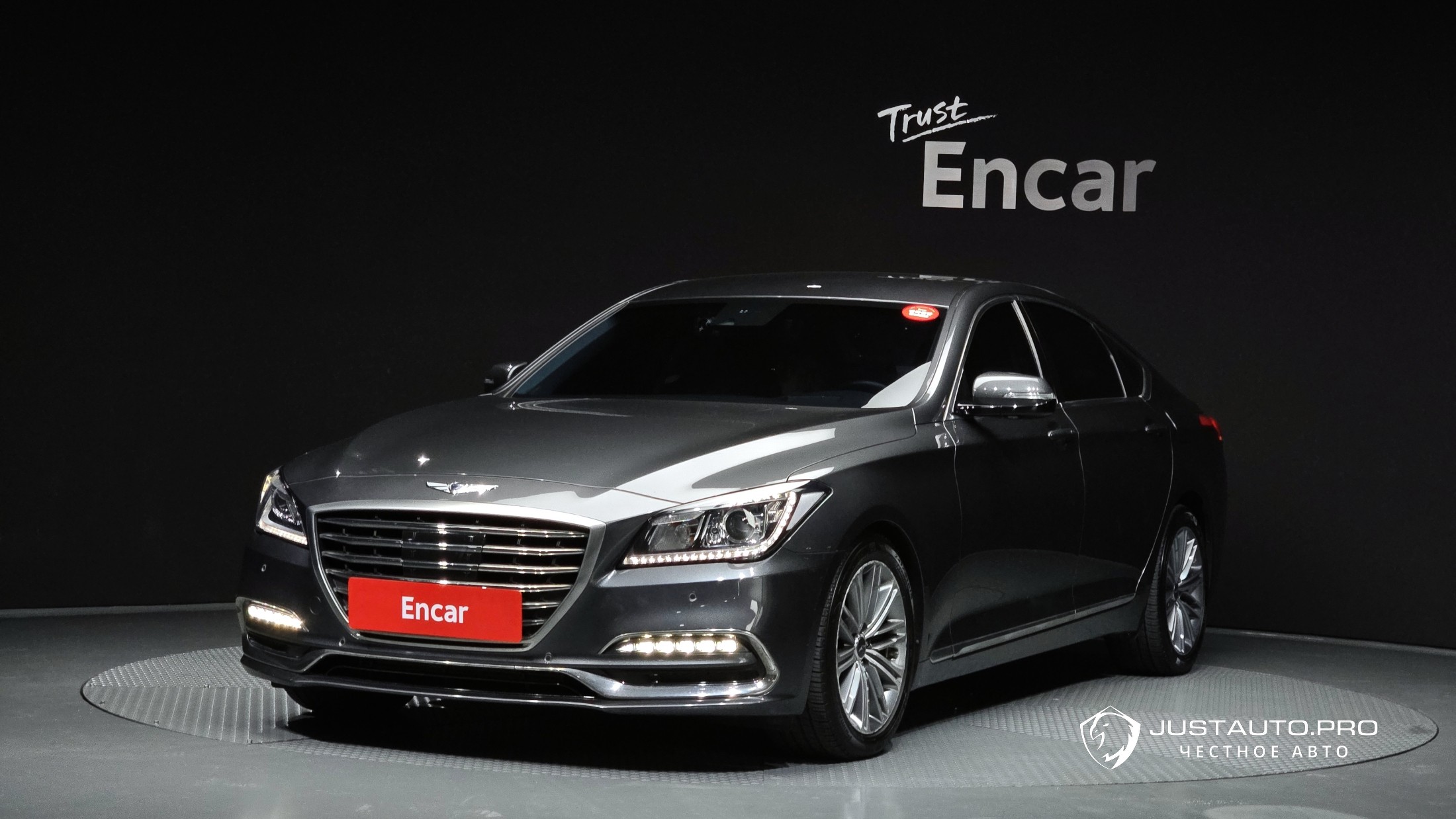 Автомобиль Genesis G80