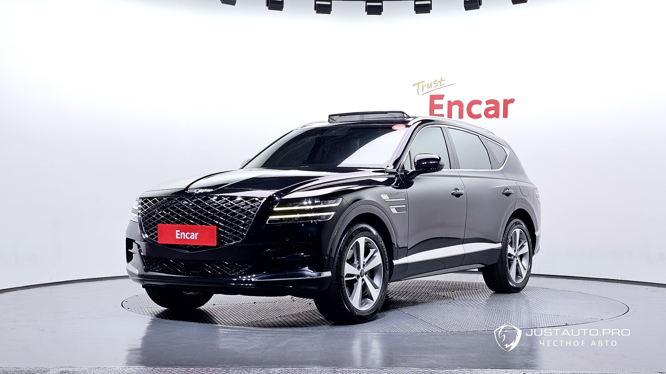 Автомобиль Genesis GV80