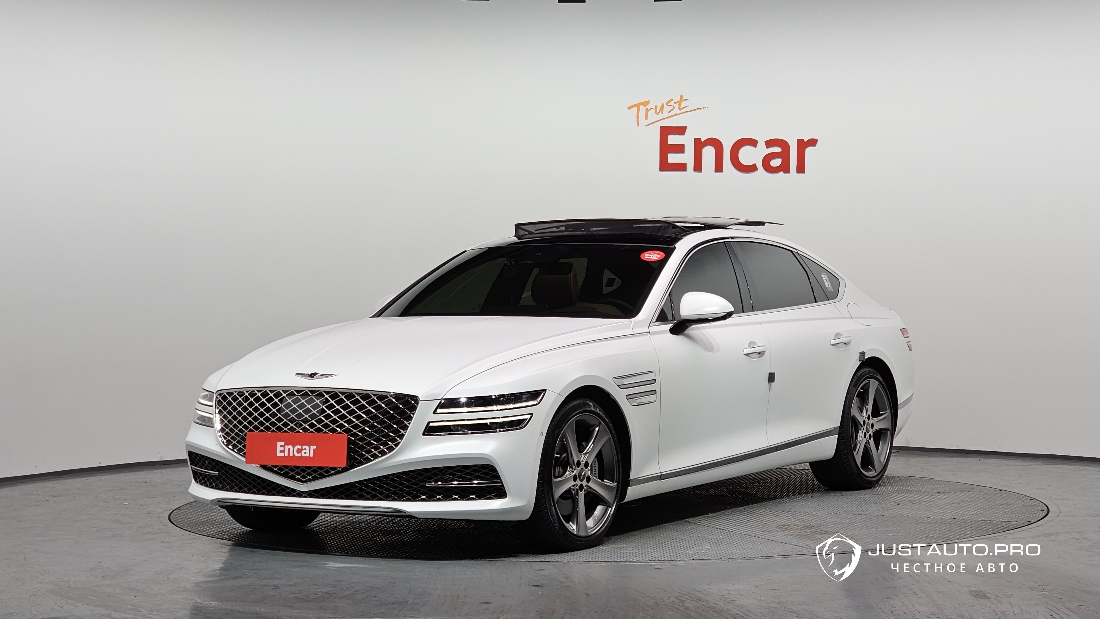 Автомобиль Genesis G80