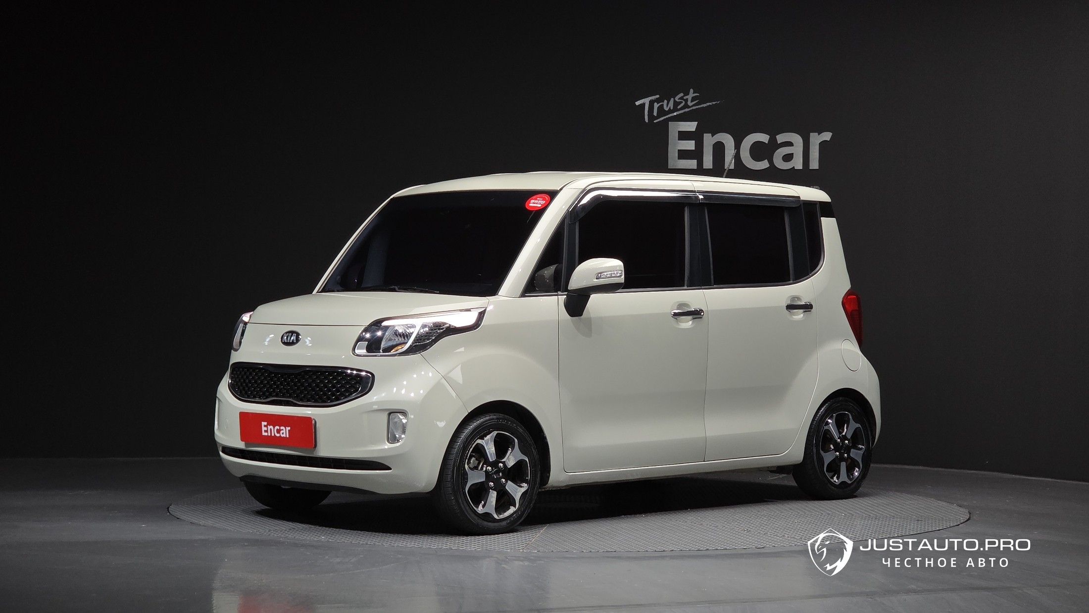 Автомобиль Kia RAY