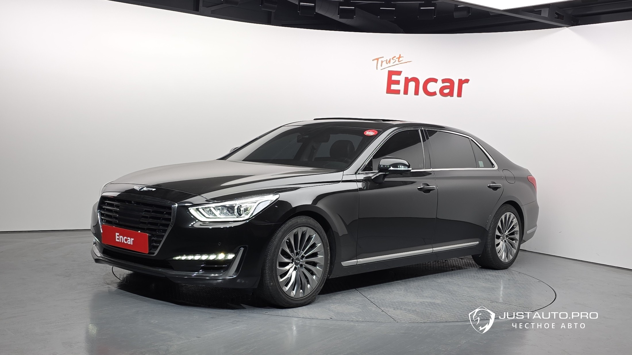 Автомобиль Genesis EQ900