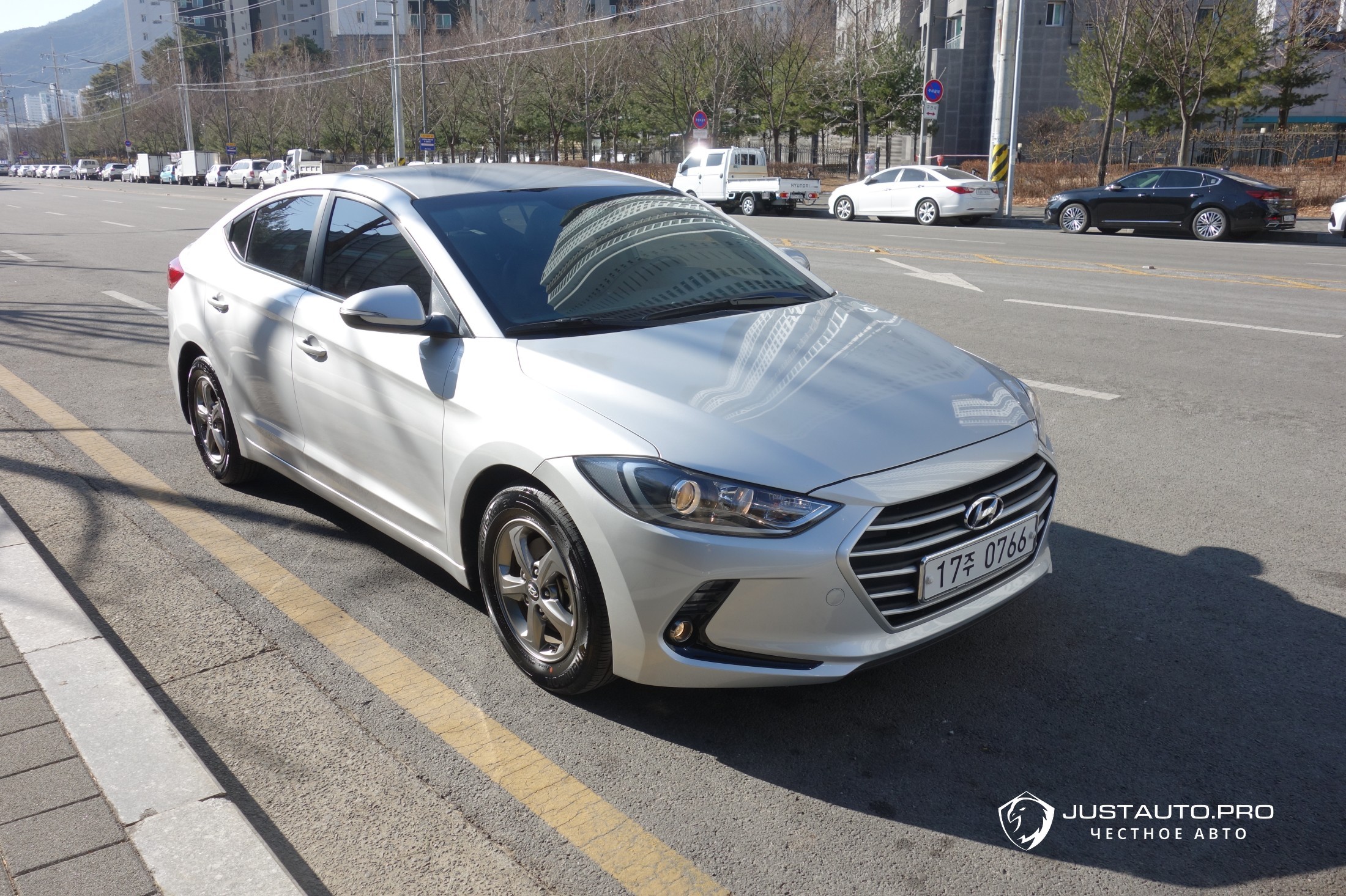 Автомобиль Hyundai AVANTE