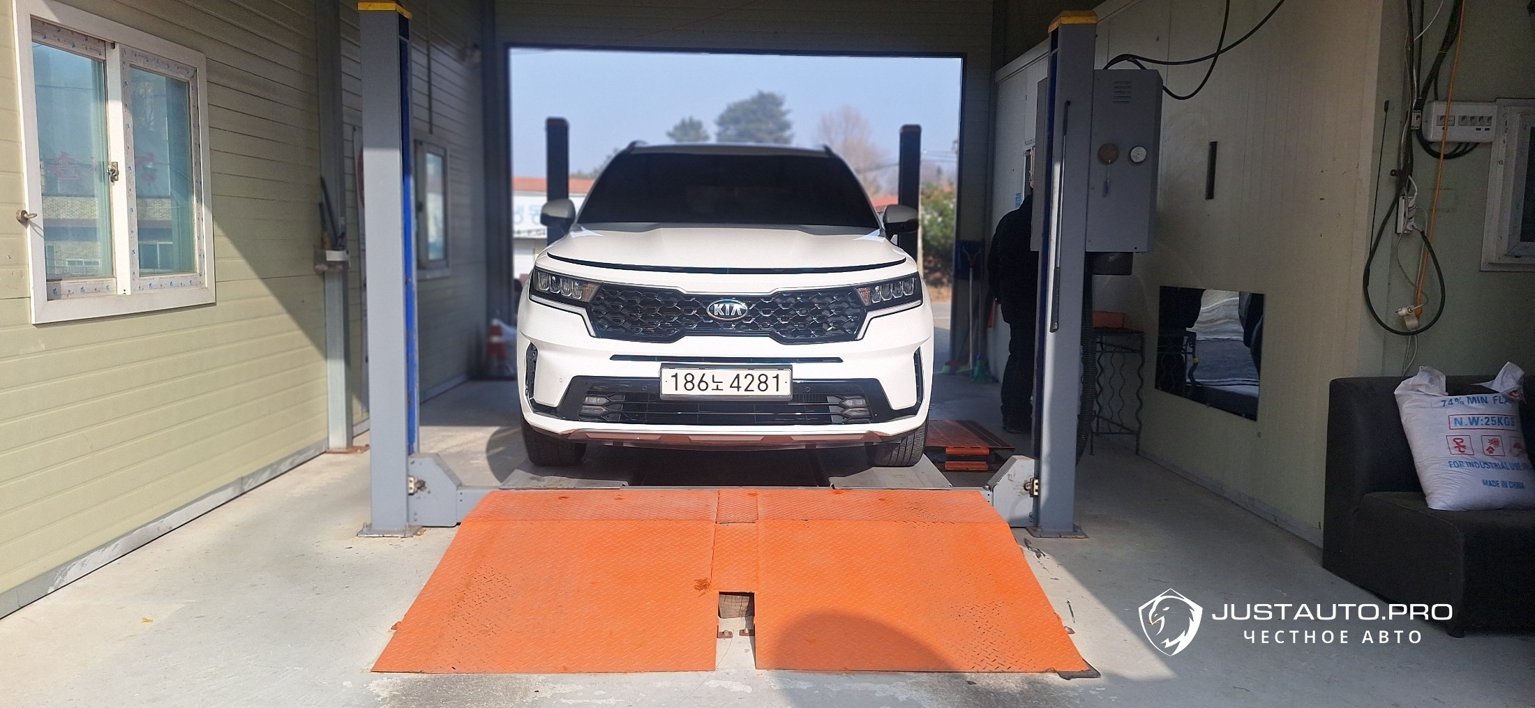 Автомобиль Kia Sorento