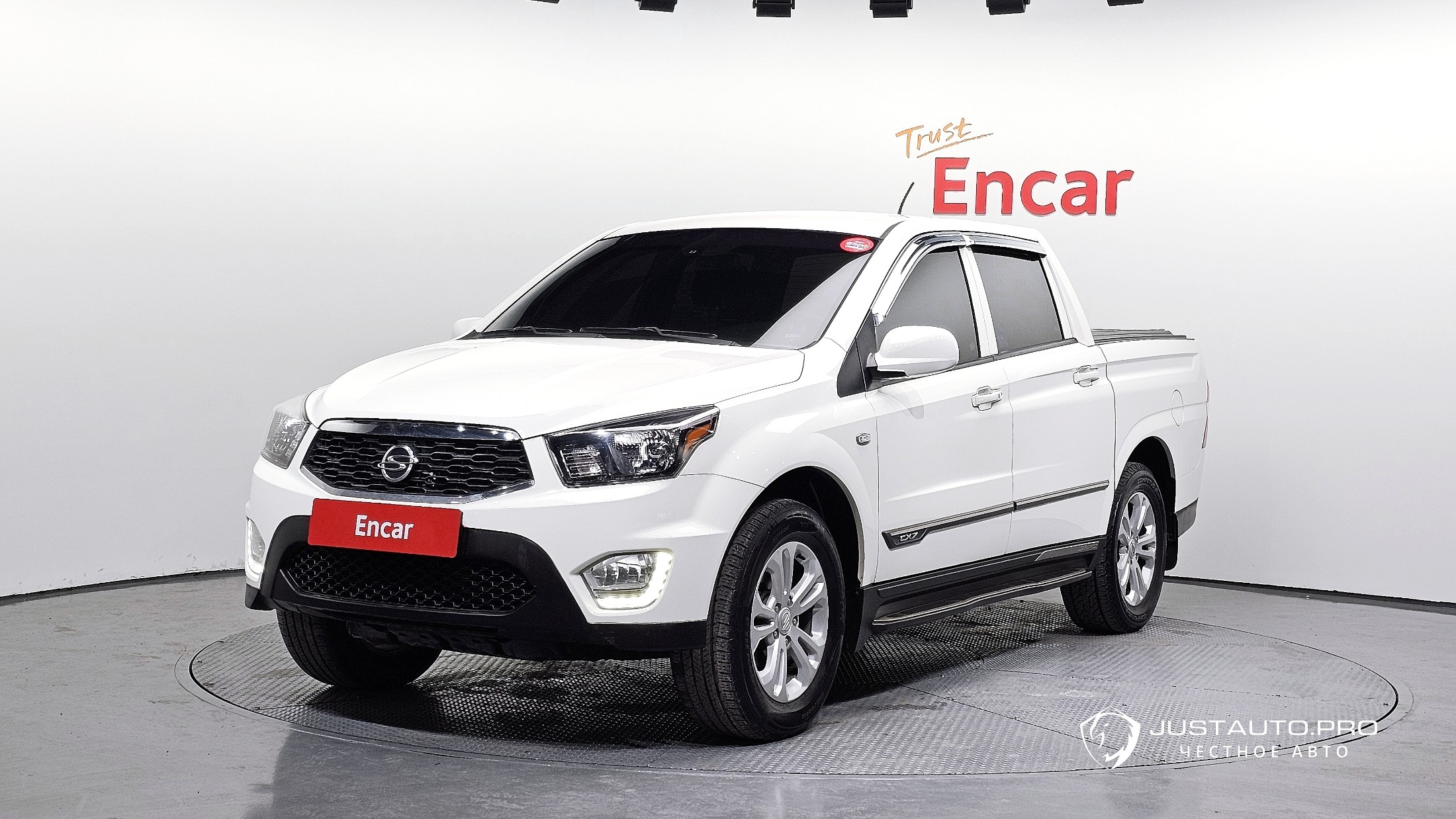 Автомобиль KG_Mobility_Ssangyong KORANDO