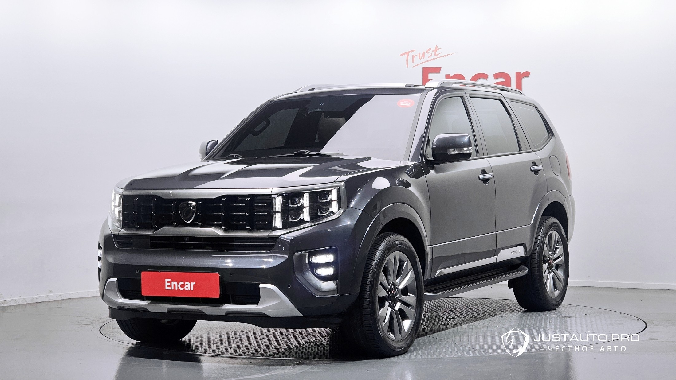 Автомобиль Kia Mohave