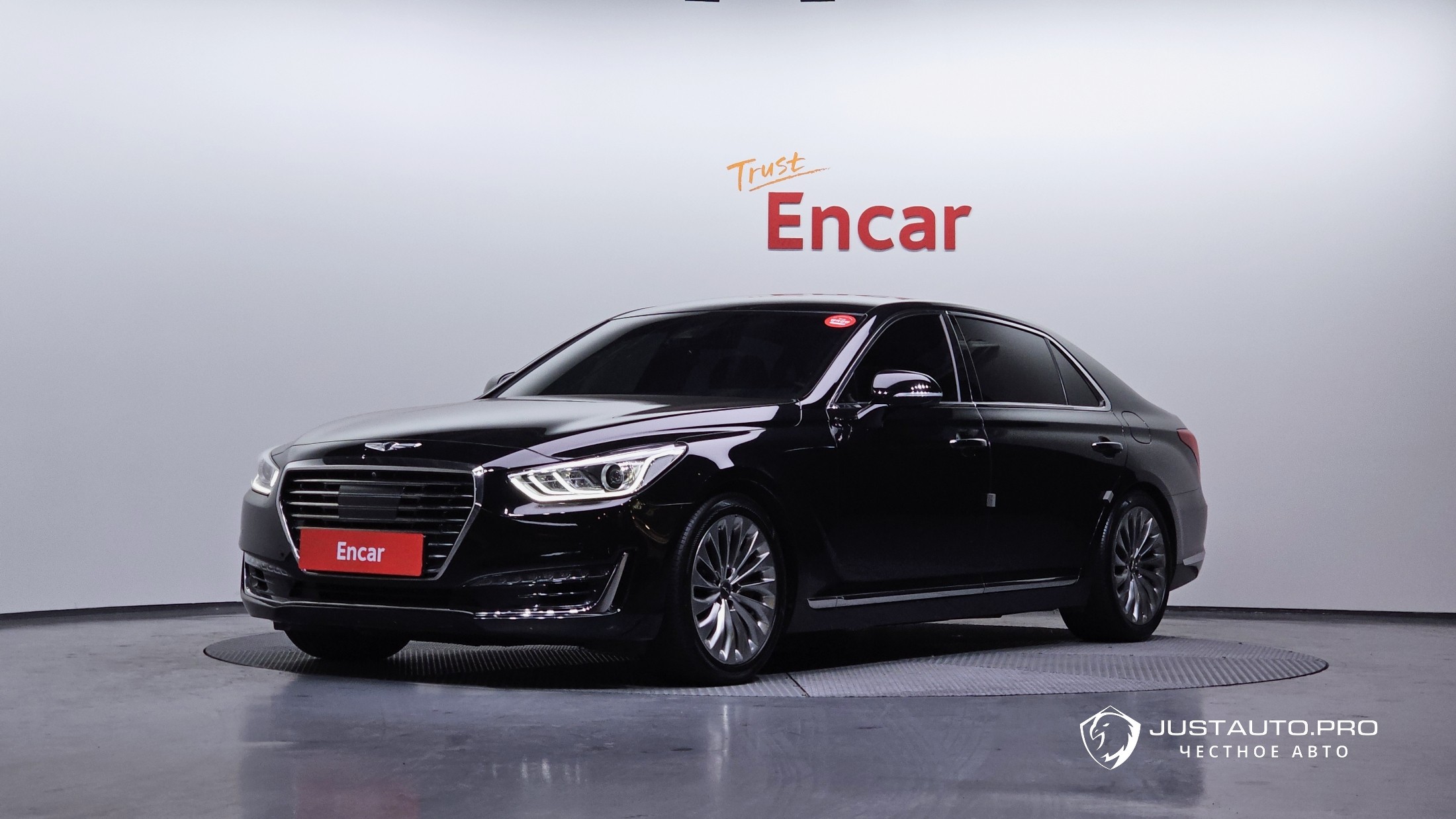 Автомобиль Genesis EQ900