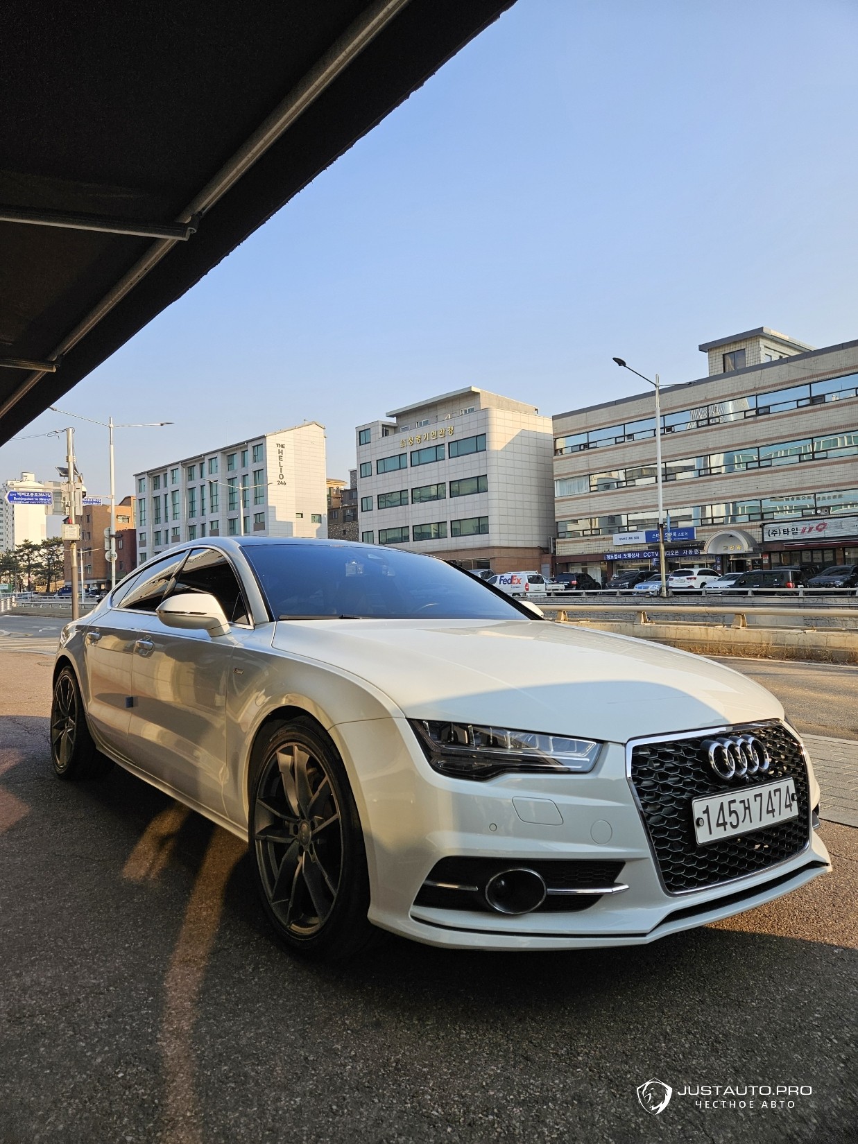 Автомобиль Audi A7