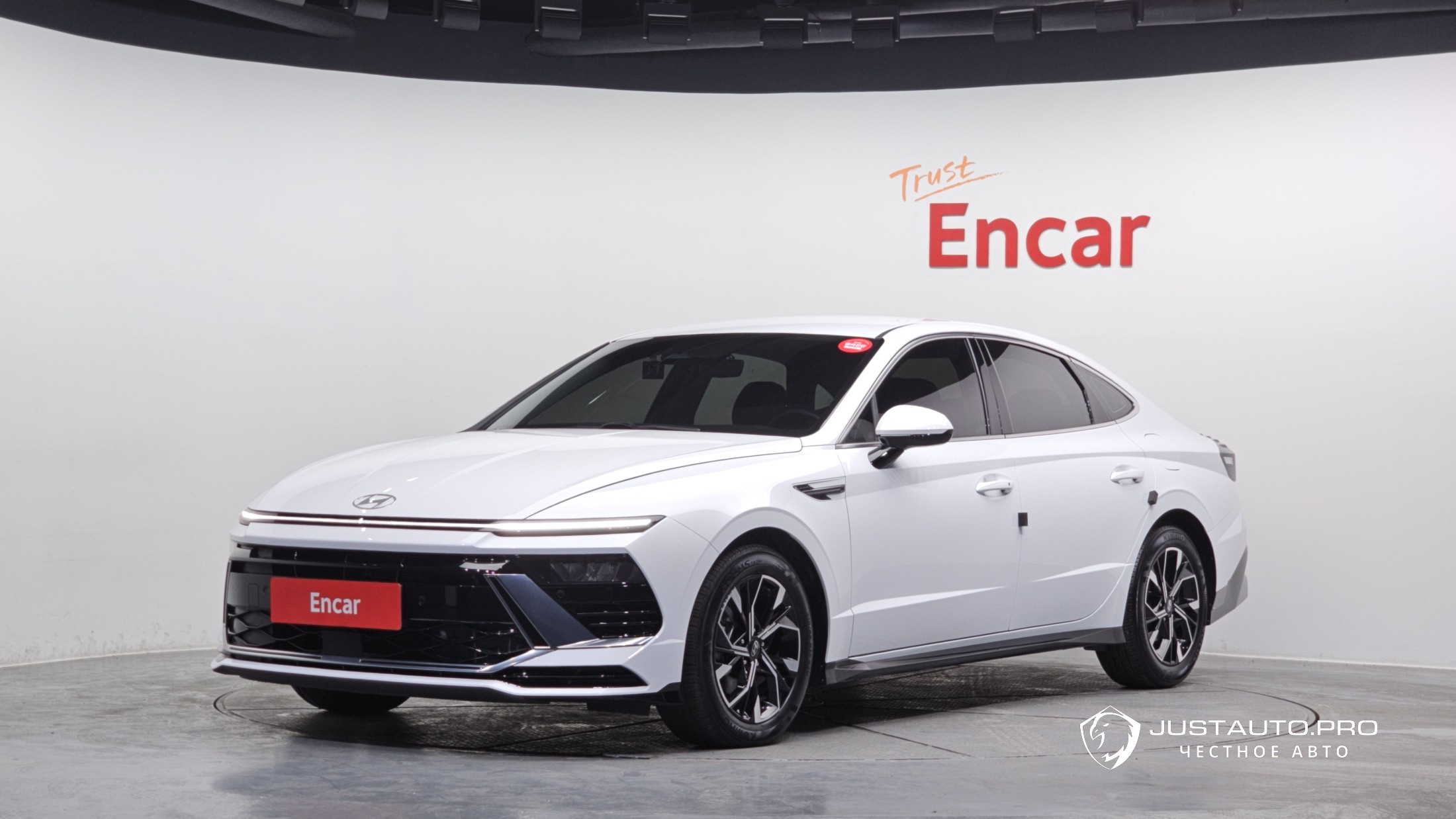 Автомобиль Hyundai Sonata