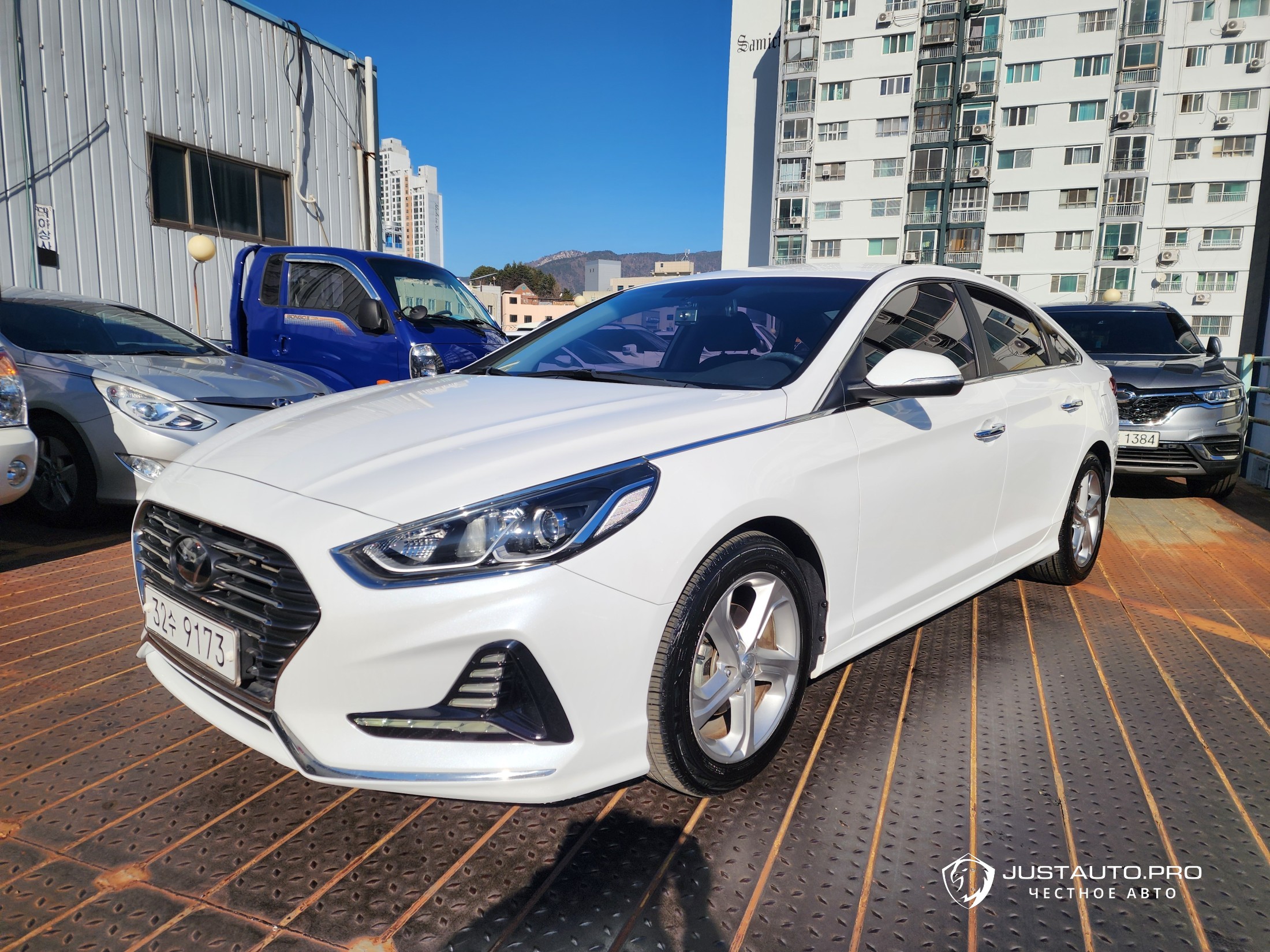 Автомобиль Hyundai Sonata