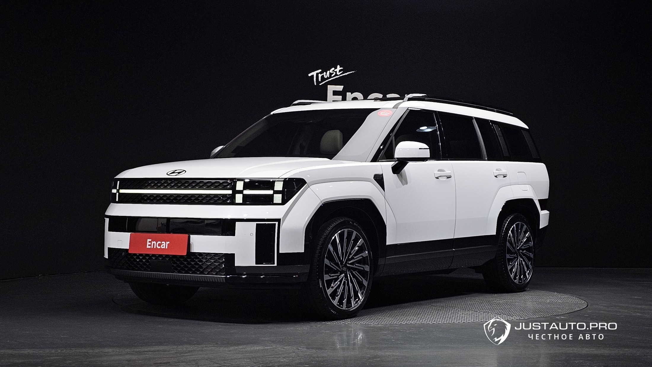 Автомобиль Hyundai Santafe