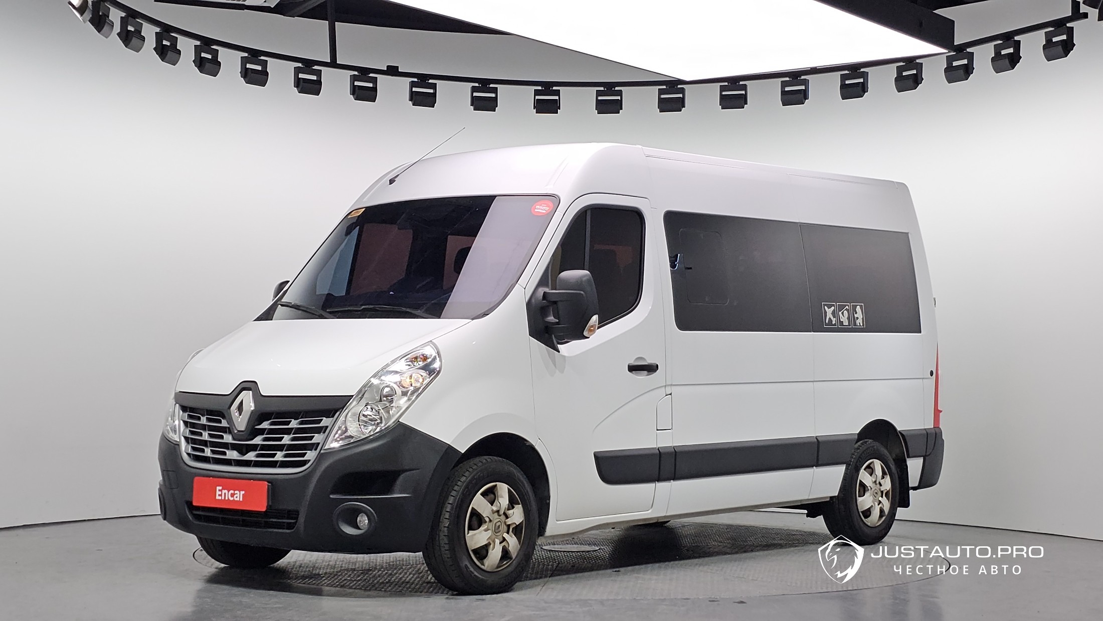 Автомобиль Renault-KoreaSamsung Master