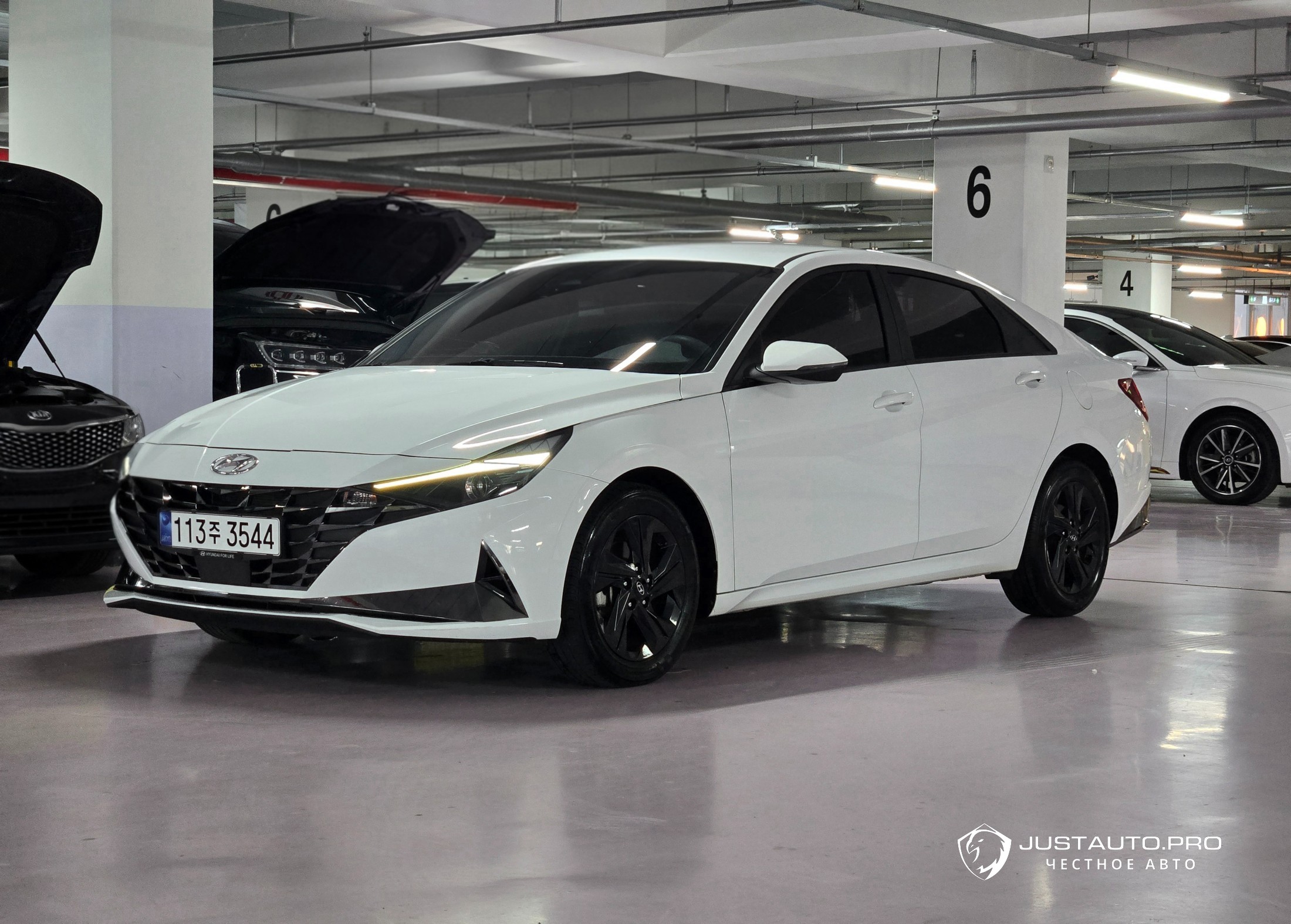 Автомобиль Hyundai AVANTE