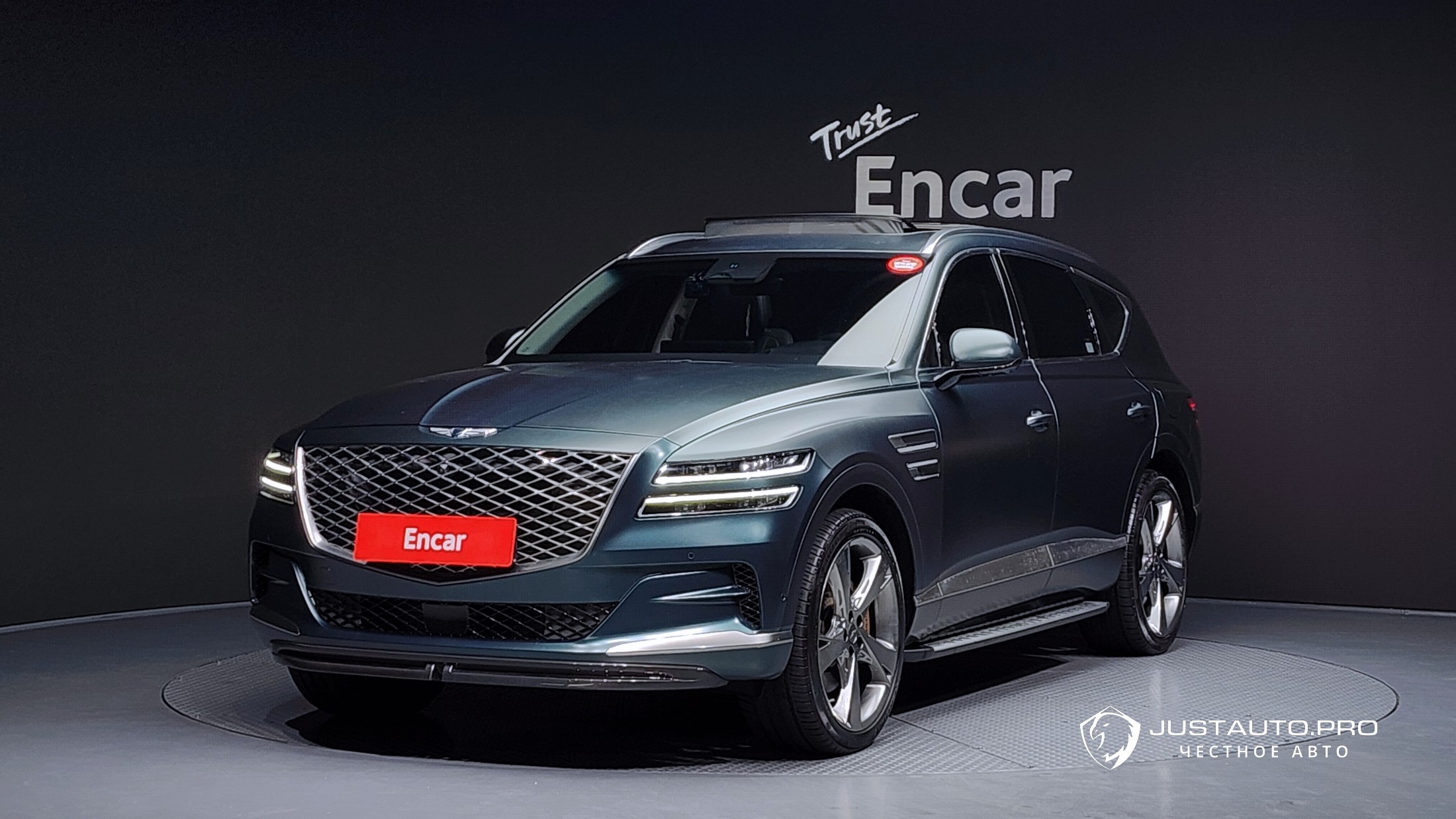 Автомобиль Genesis GV80