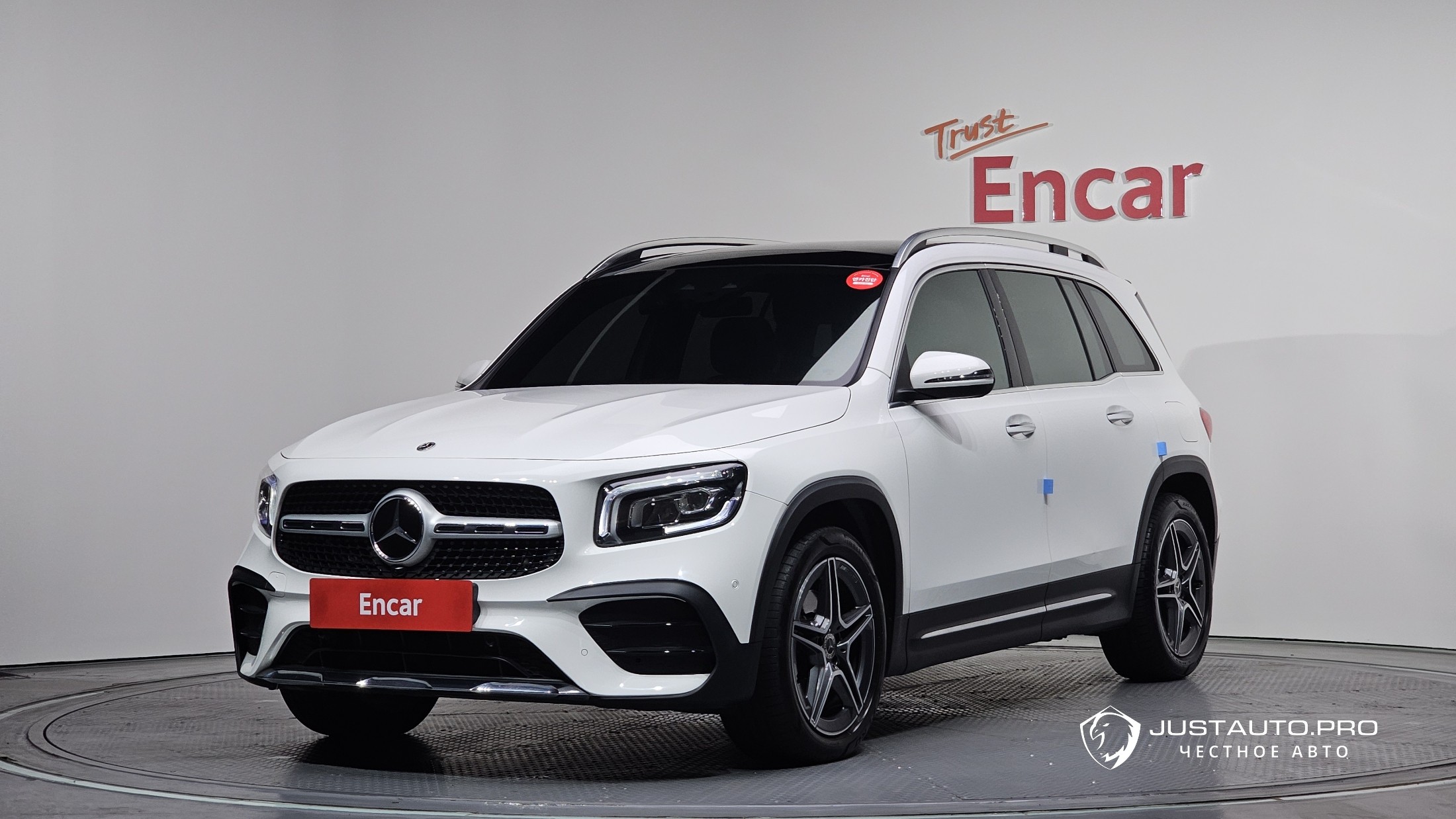 Автомобиль Mercedes-Benz GLB-Class