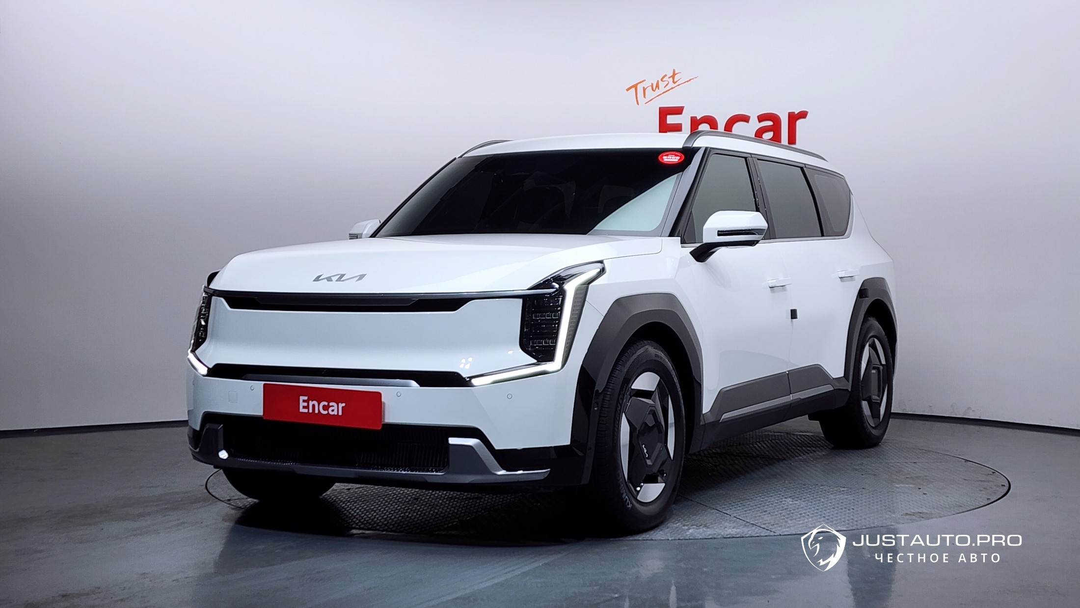 Автомобиль Kia EV9