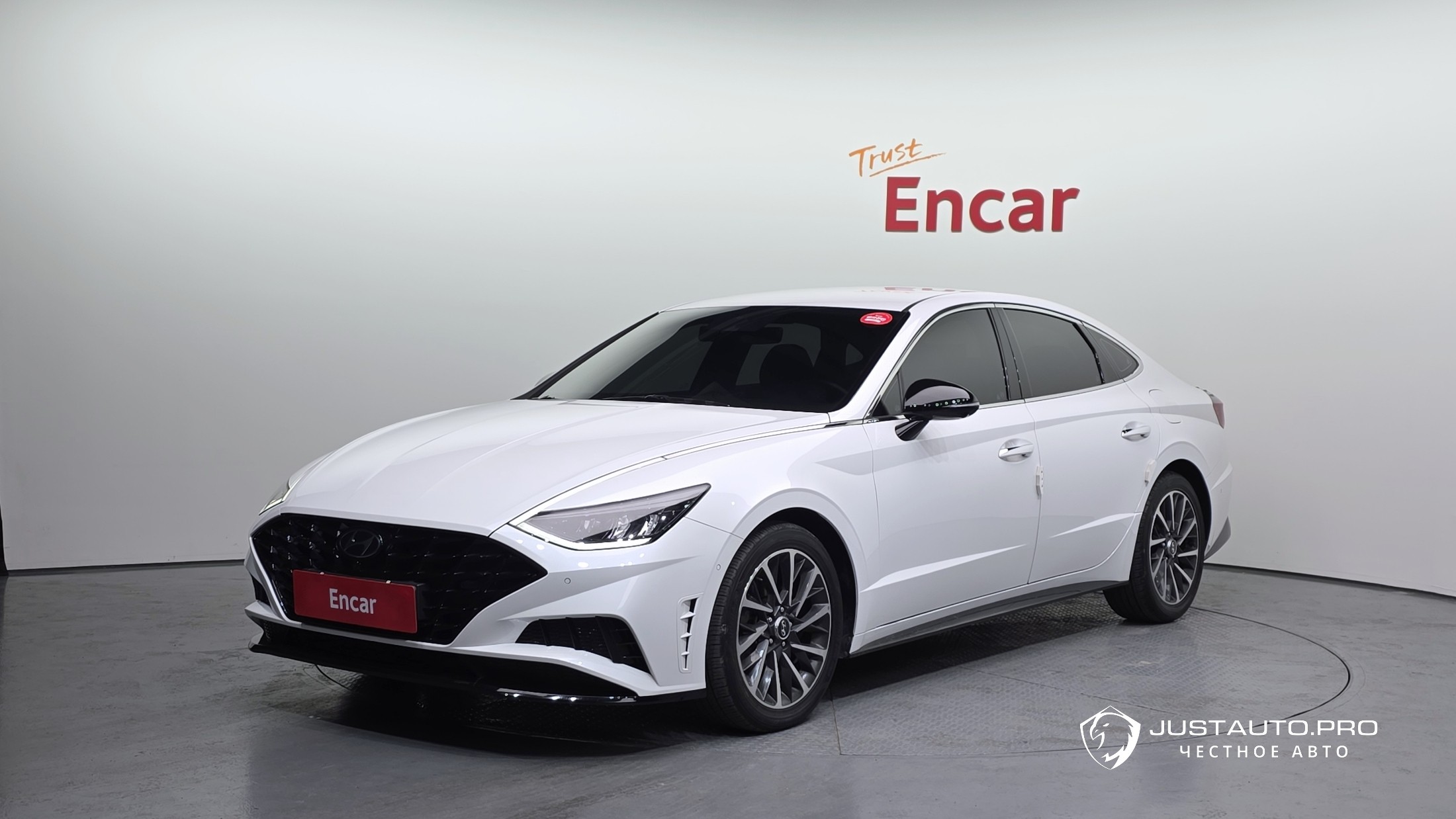 Автомобиль Hyundai Sonata