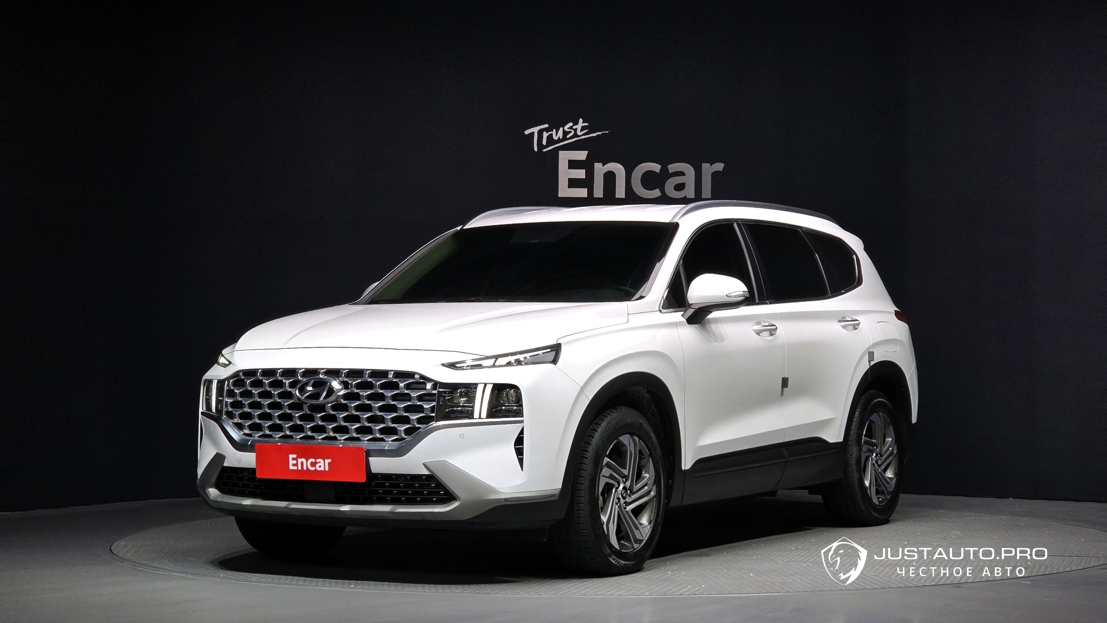 Автомобиль Hyundai Santafe