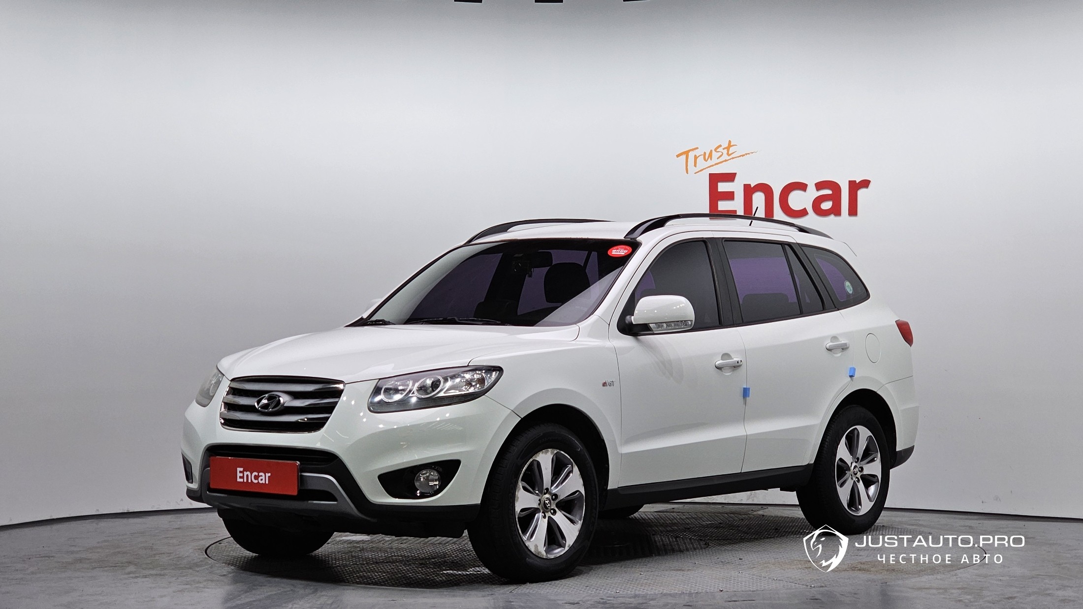 Автомобиль Hyundai Santafe