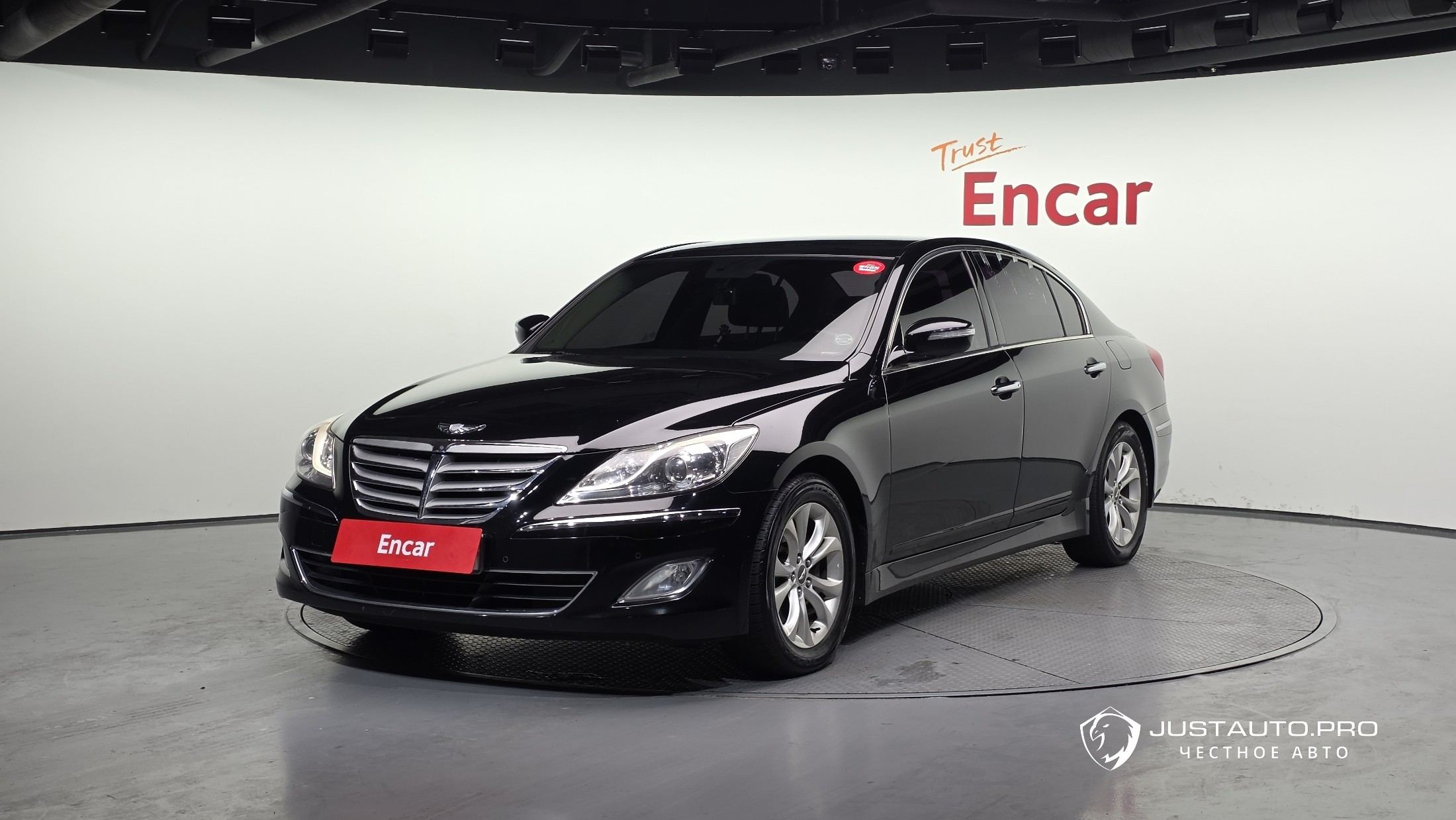 Автомобиль Hyundai Genesis