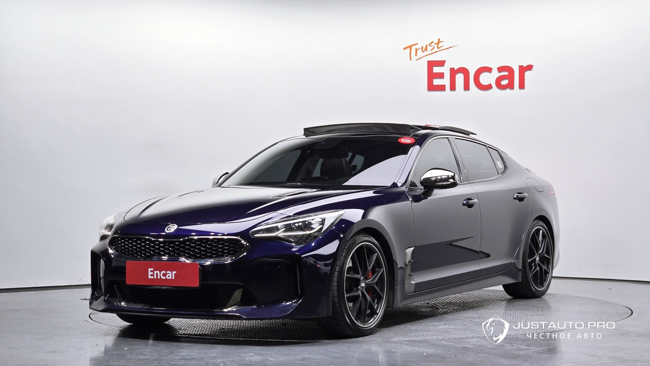 Автомобиль Kia Stinger