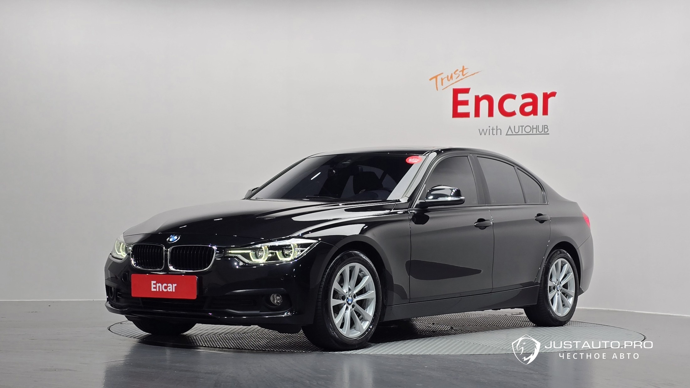 Автомобиль BMW 3-Series