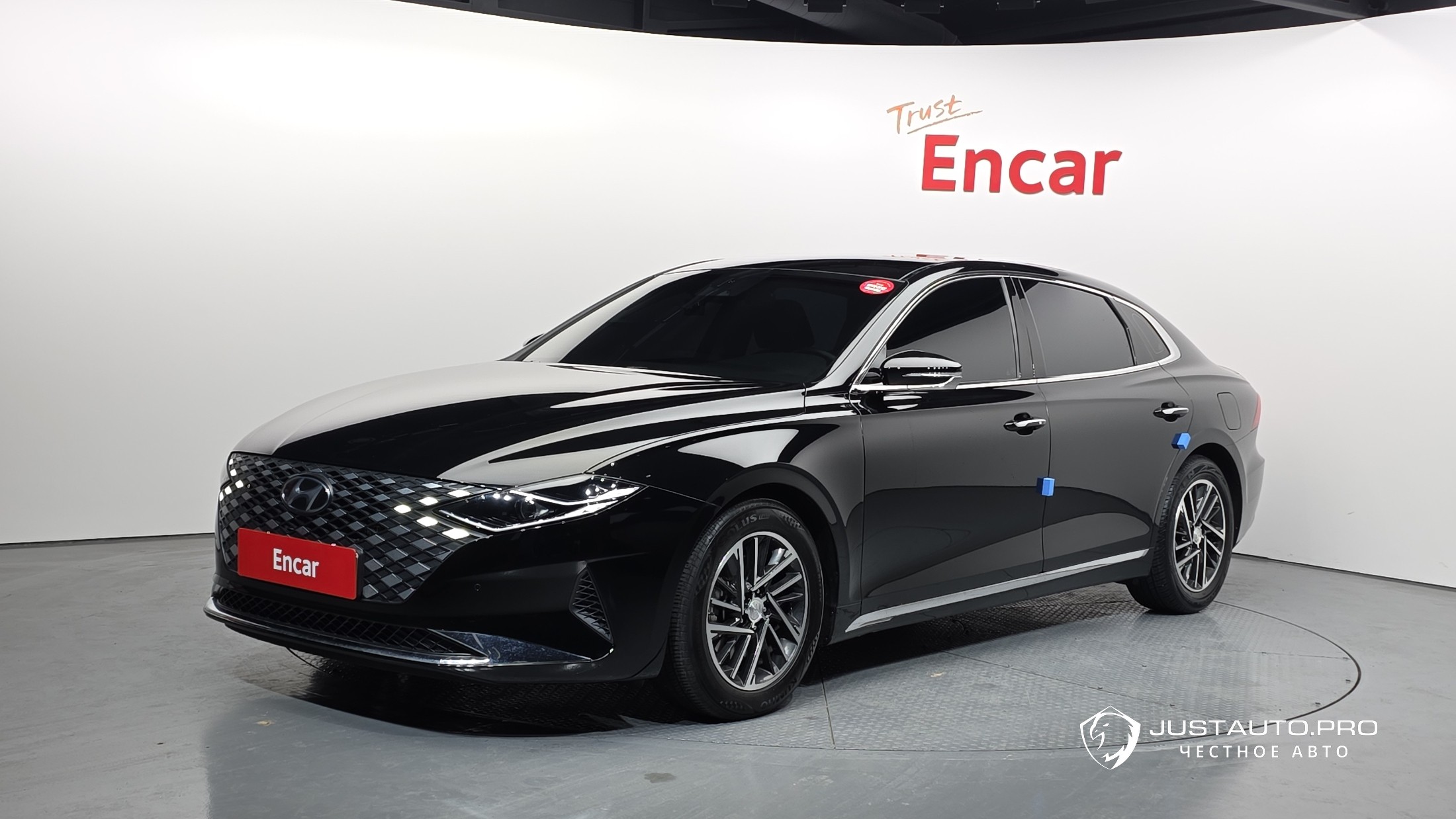 Автомобиль Hyundai Grandeur