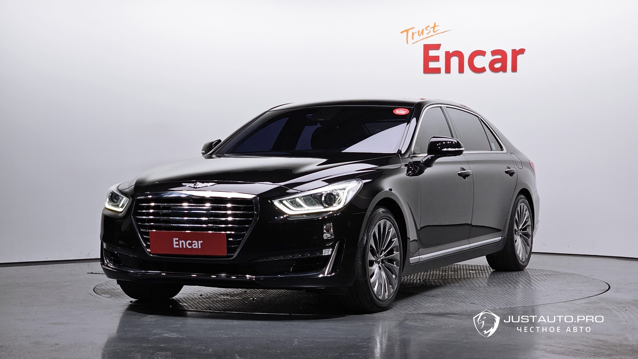 Автомобиль Genesis EQ900