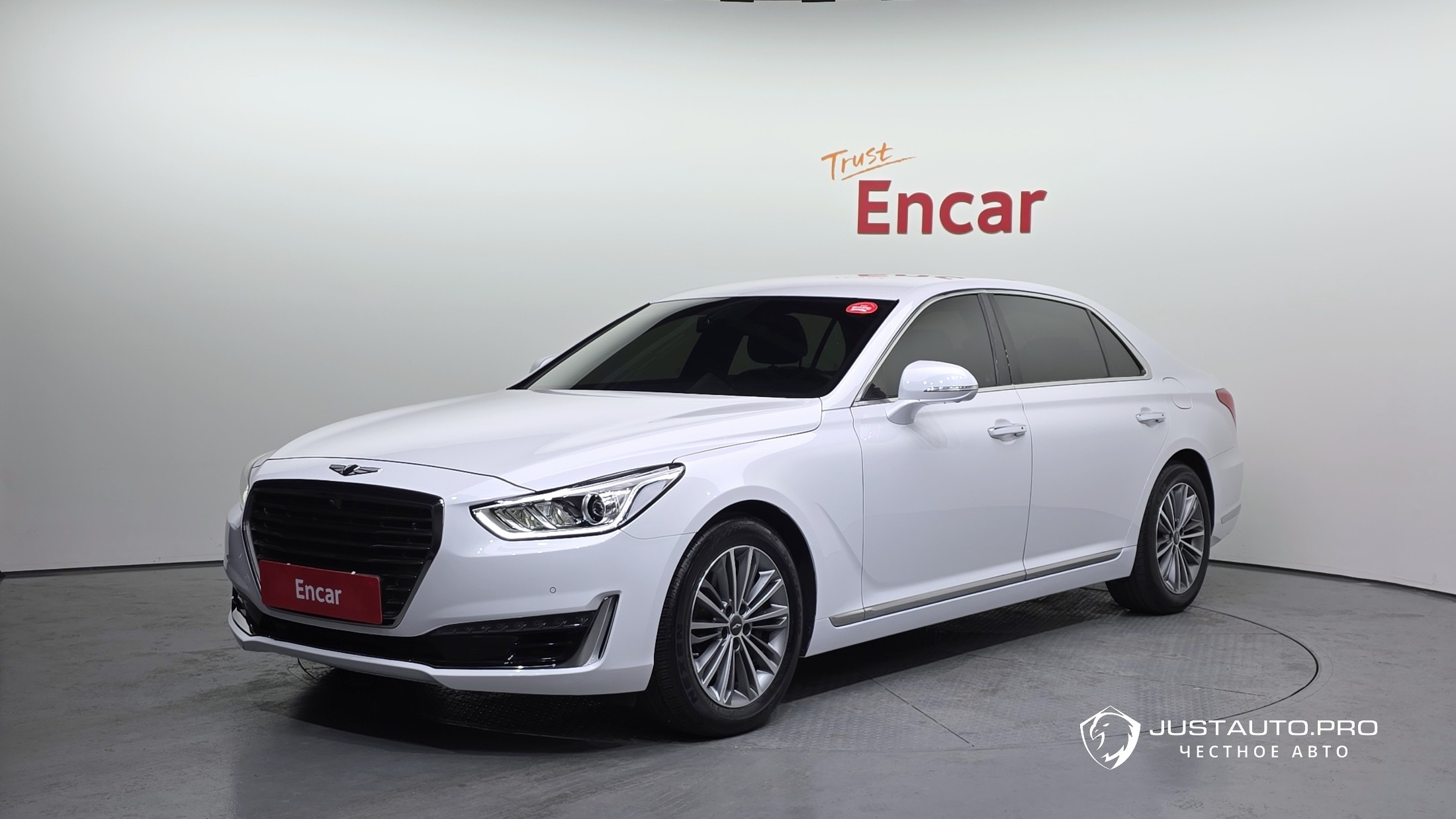 Автомобиль Genesis EQ900