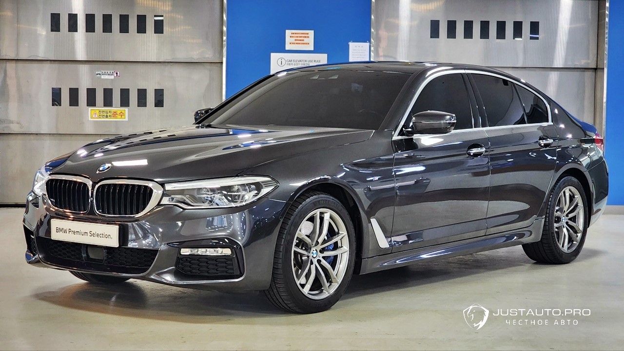 Автомобиль BMW 5-Series