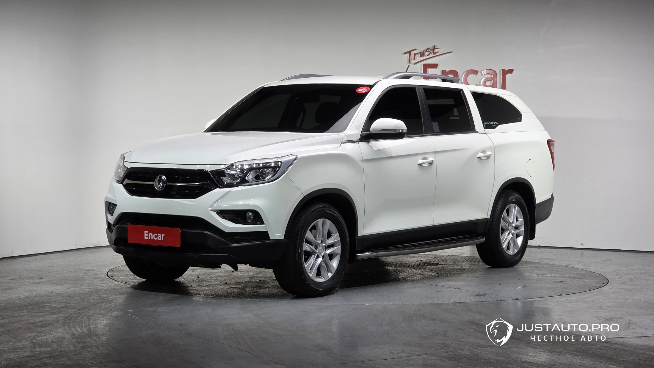 Автомобиль KG_Mobility_Ssangyong Rexton