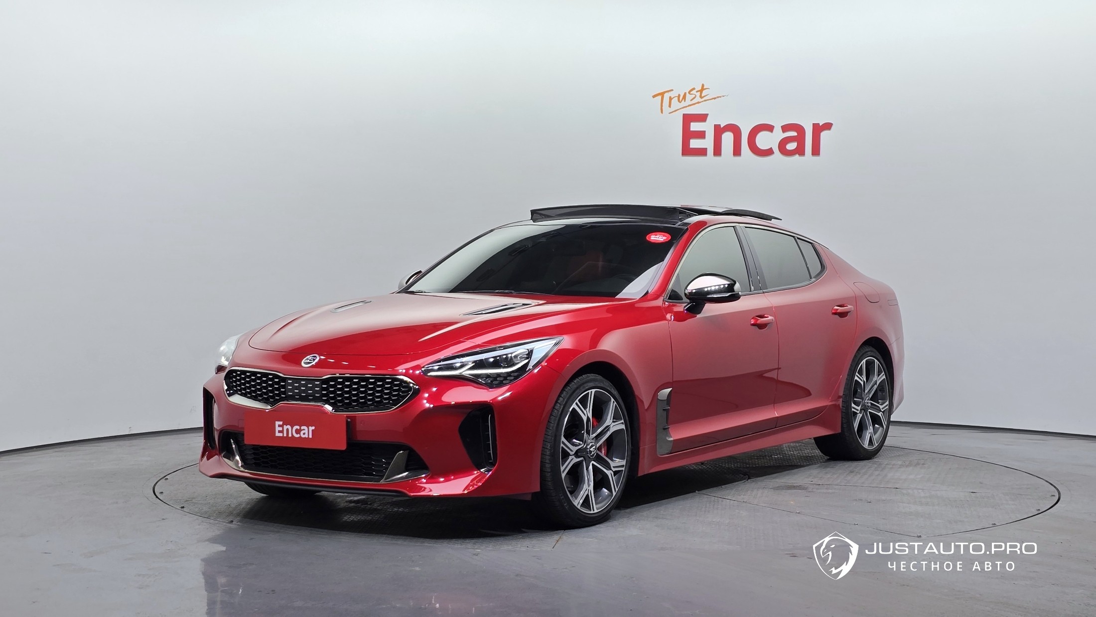 Автомобиль Kia Stinger