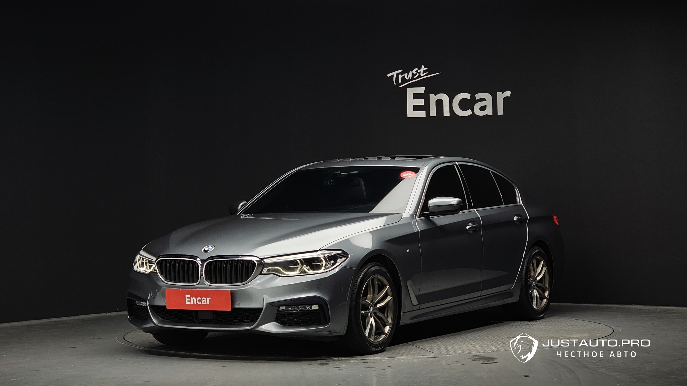 Автомобиль BMW 5-Series