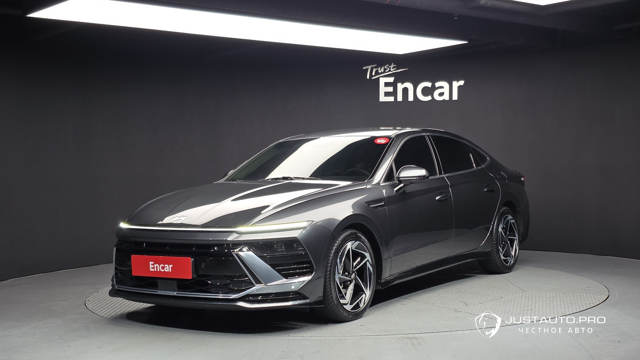 Автомобиль Hyundai Sonata