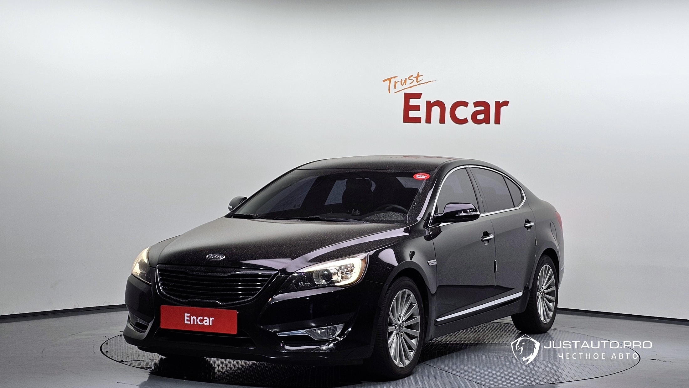 Автомобиль Kia K7