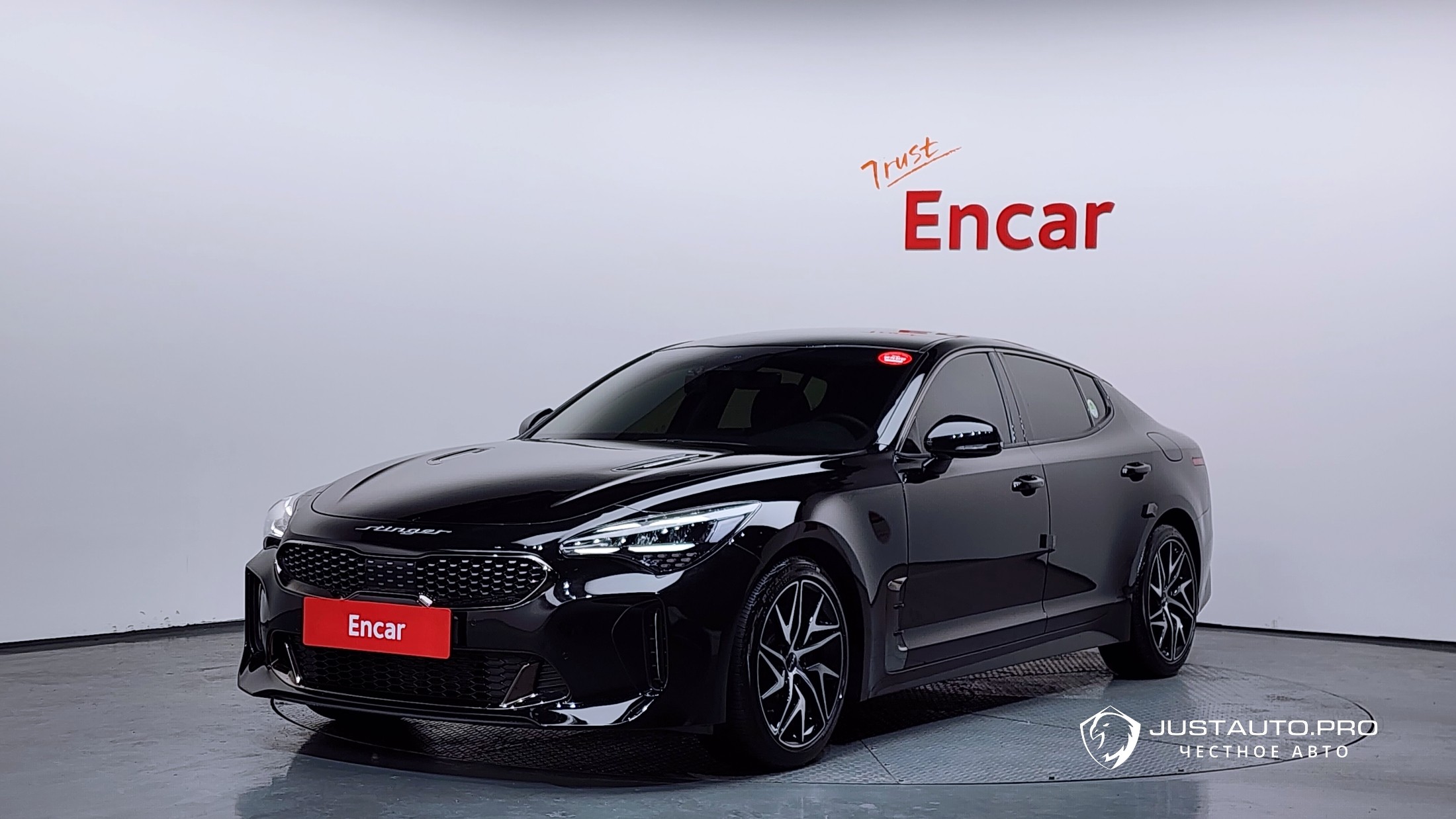 Автомобиль Kia Stinger