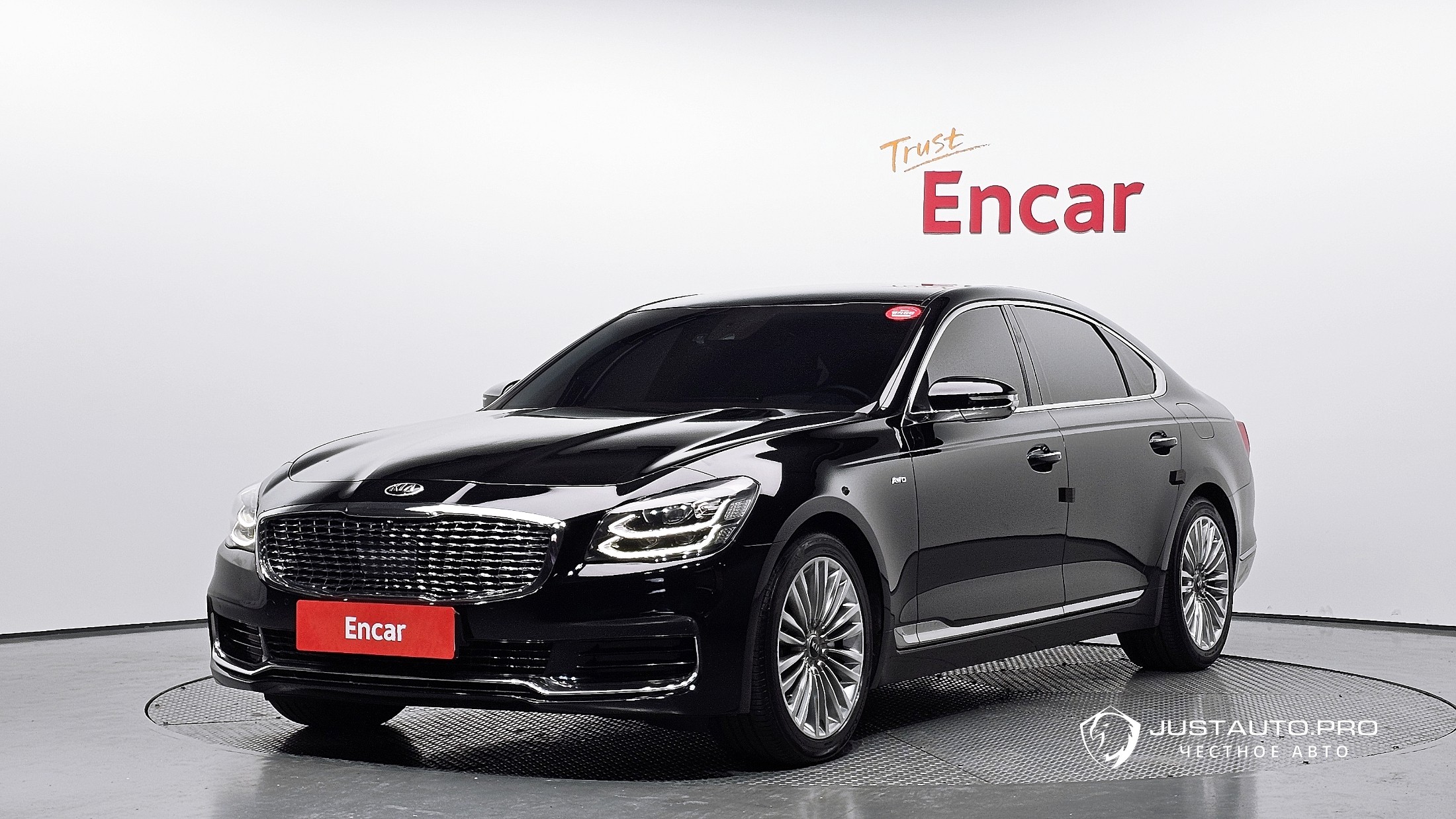 Автомобиль Kia K9