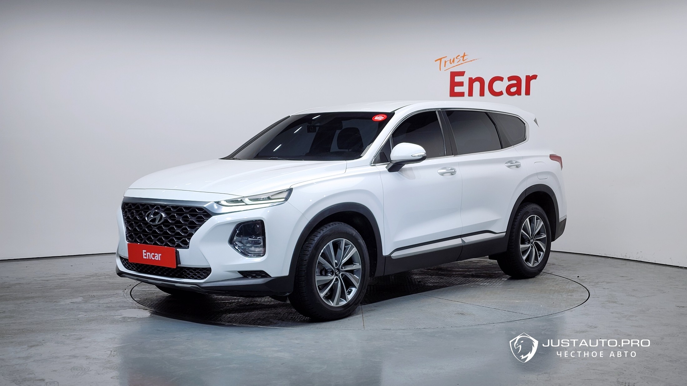 Автомобиль Hyundai Santafe