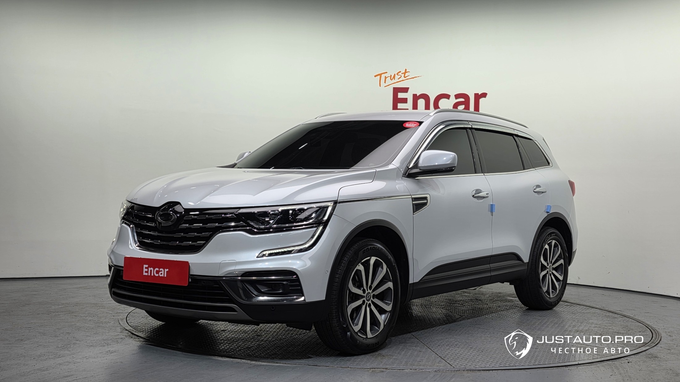 Автомобиль Renault-KoreaSamsung QM6