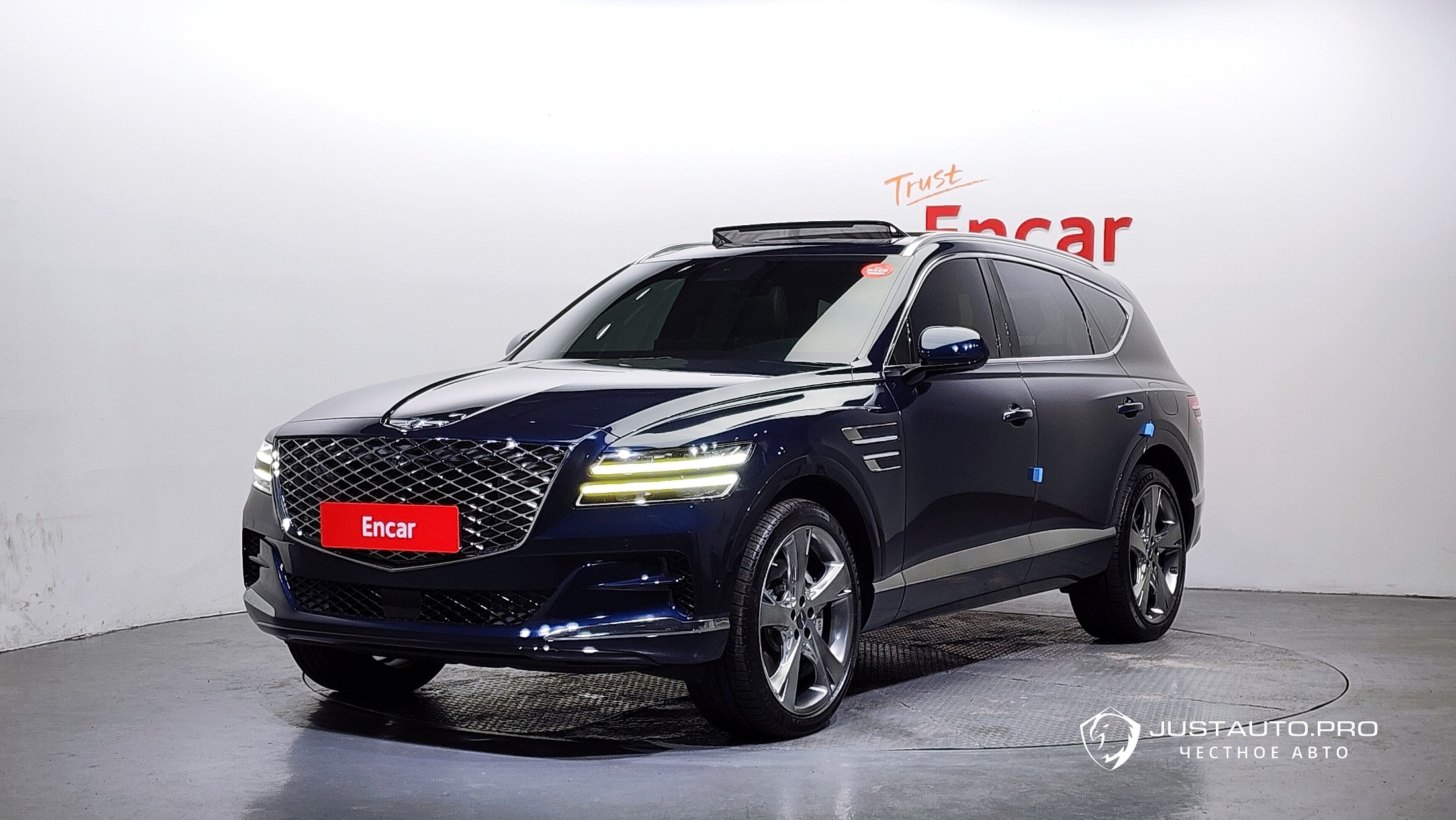 Автомобиль Genesis GV80