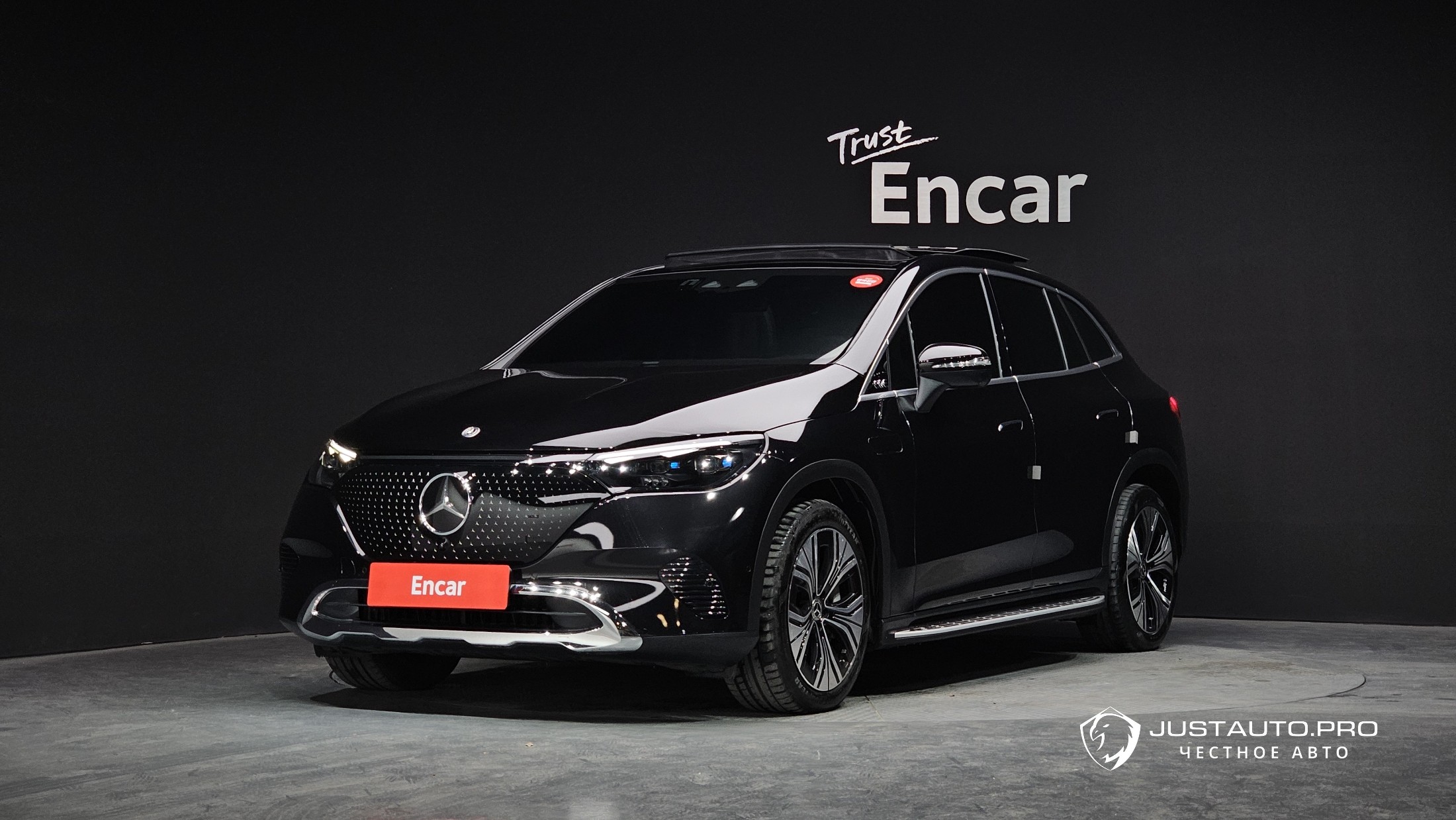 Автомобиль Mercedes-Benz EQE