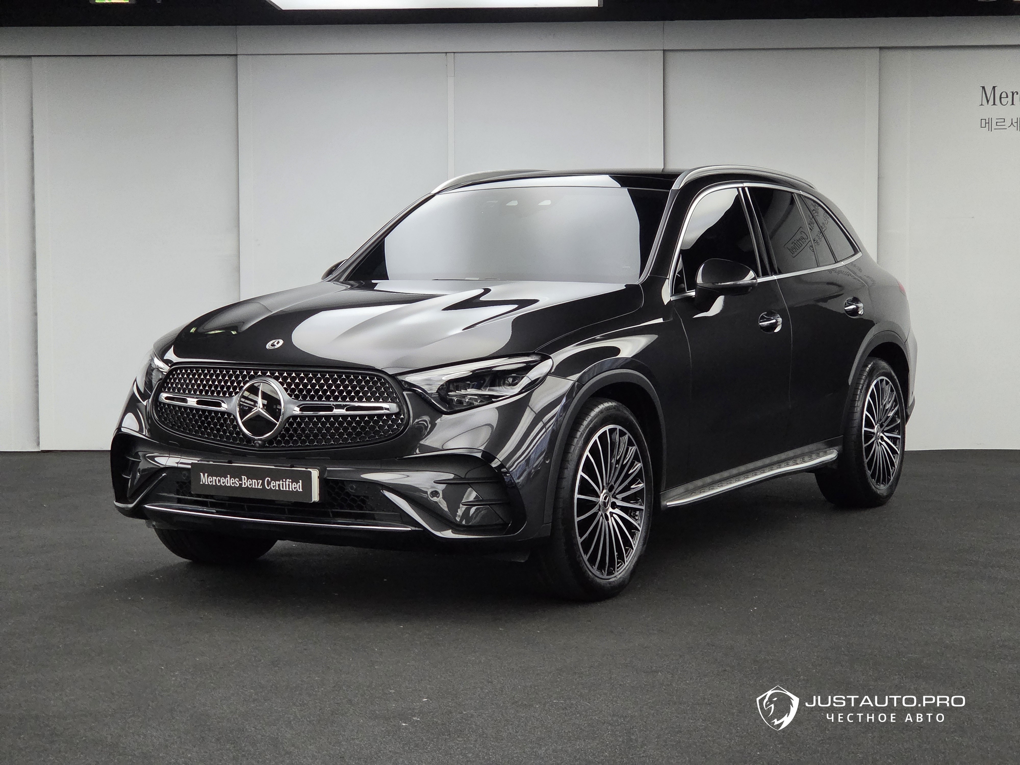 Автомобиль Mercedes-Benz GLC-Class