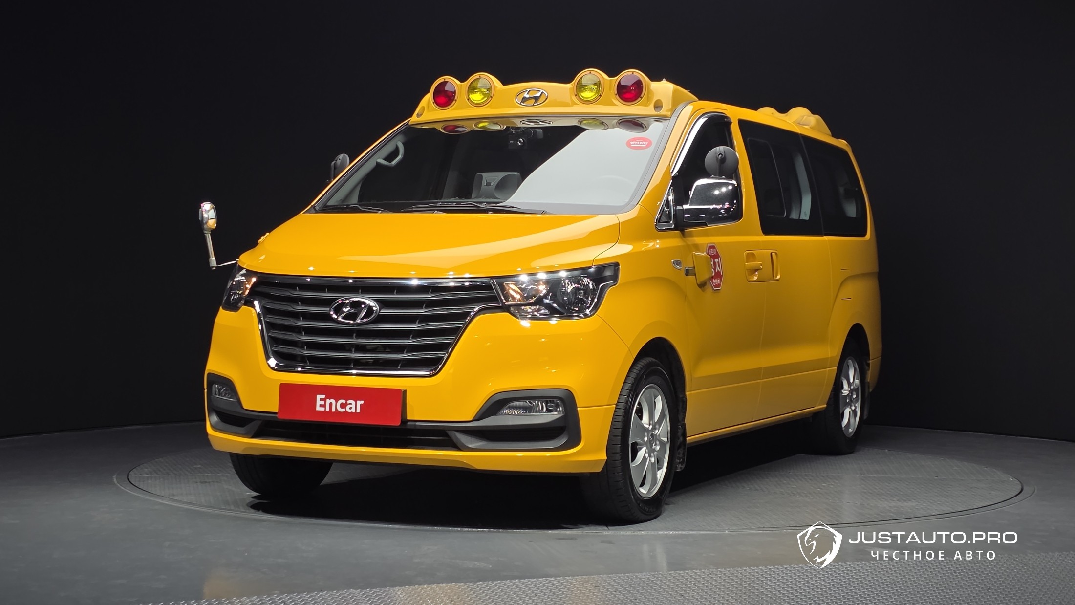 Автомобиль Hyundai Starex