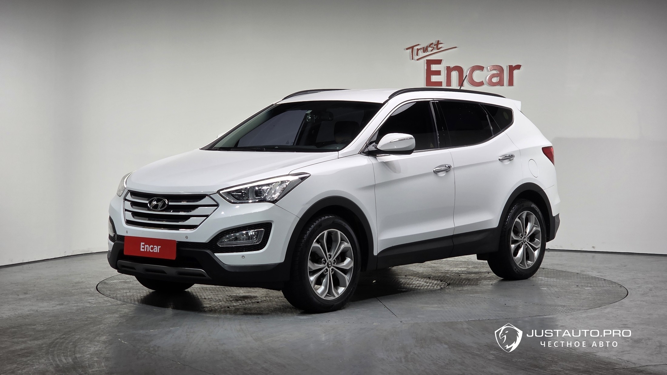 Автомобиль Hyundai Santafe