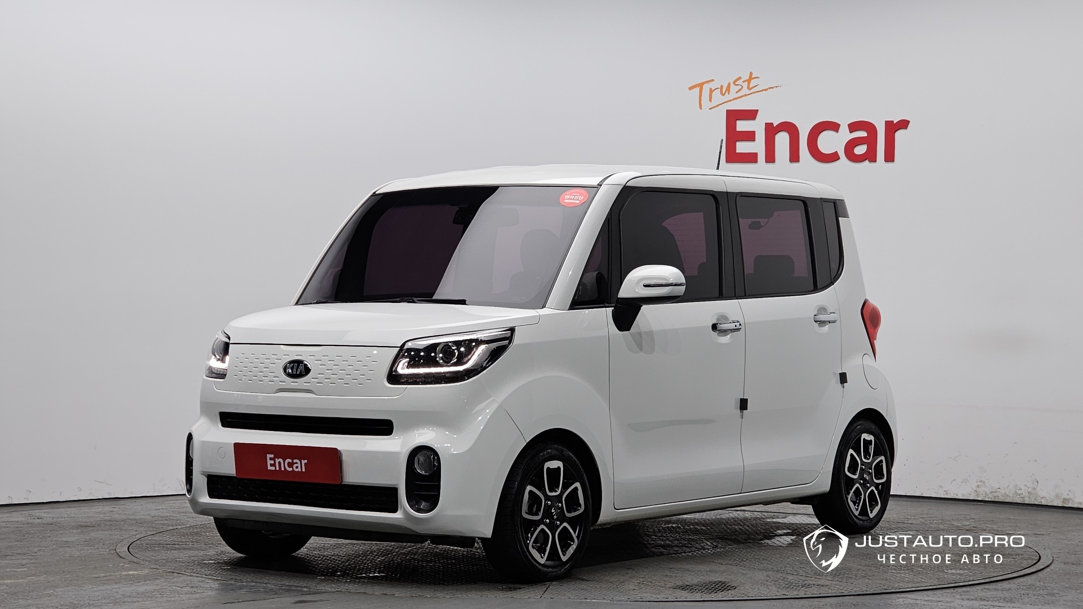 Автомобиль Kia RAY